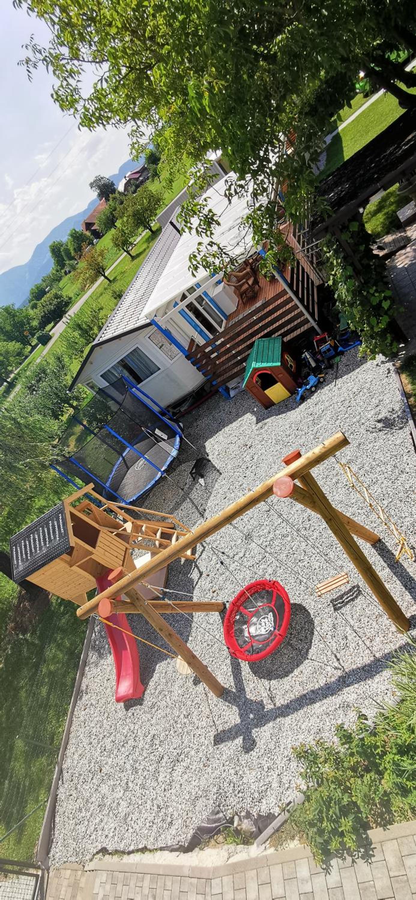 Mobile Home - Photo 15