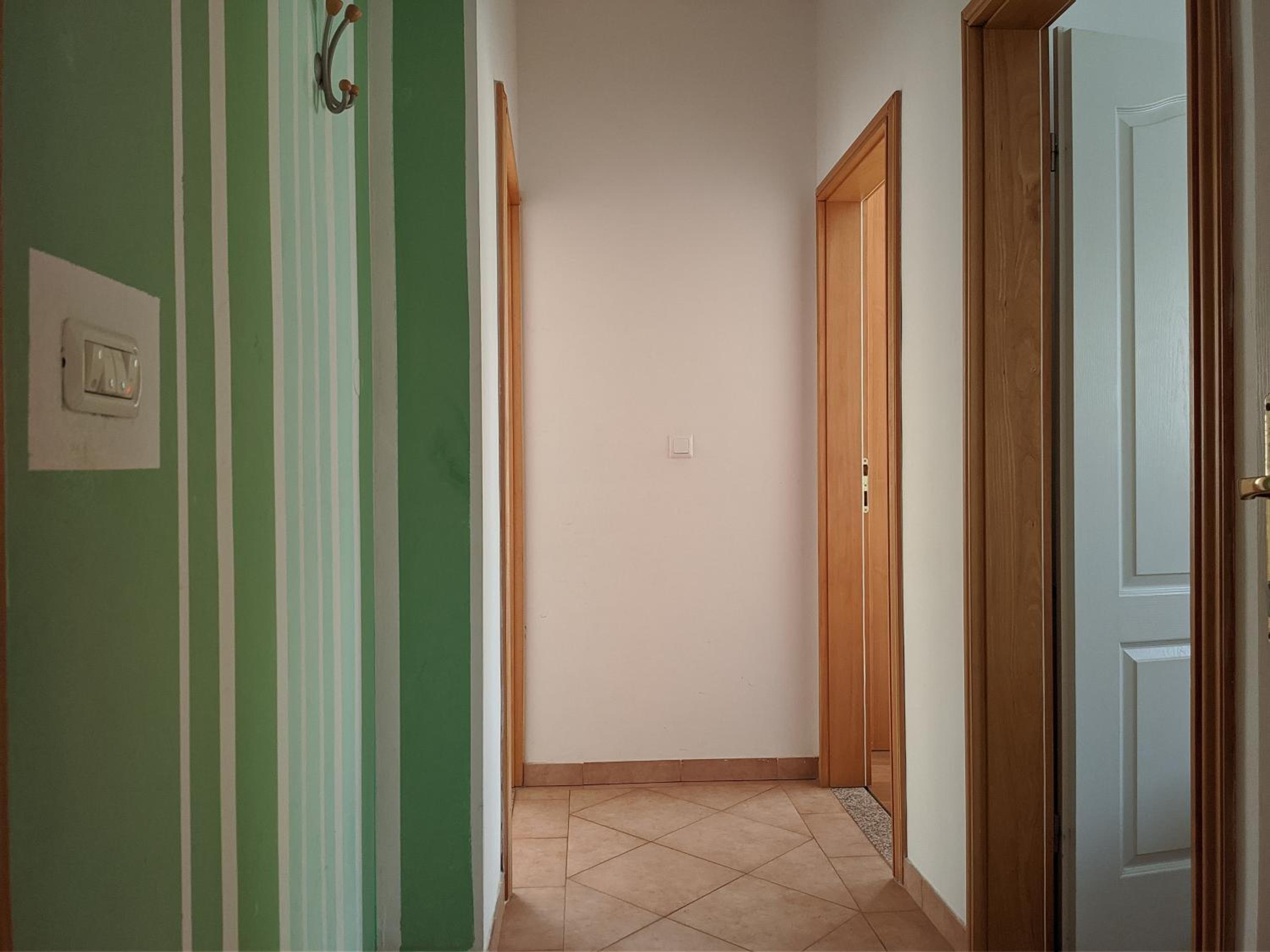 Two-Bedroom Apartment with Sea View - Photo 2