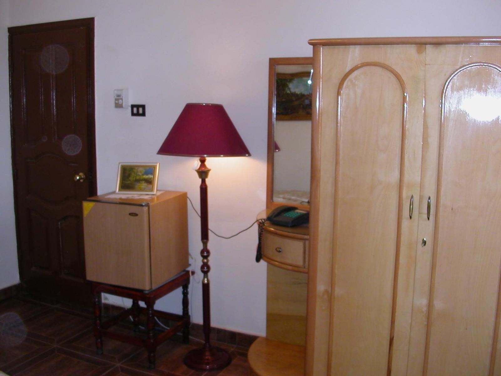 Economy Triple Room