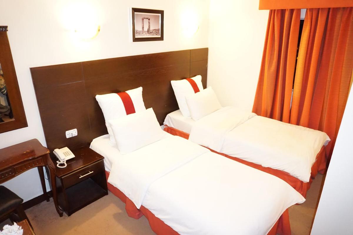 Twin Room photo 2