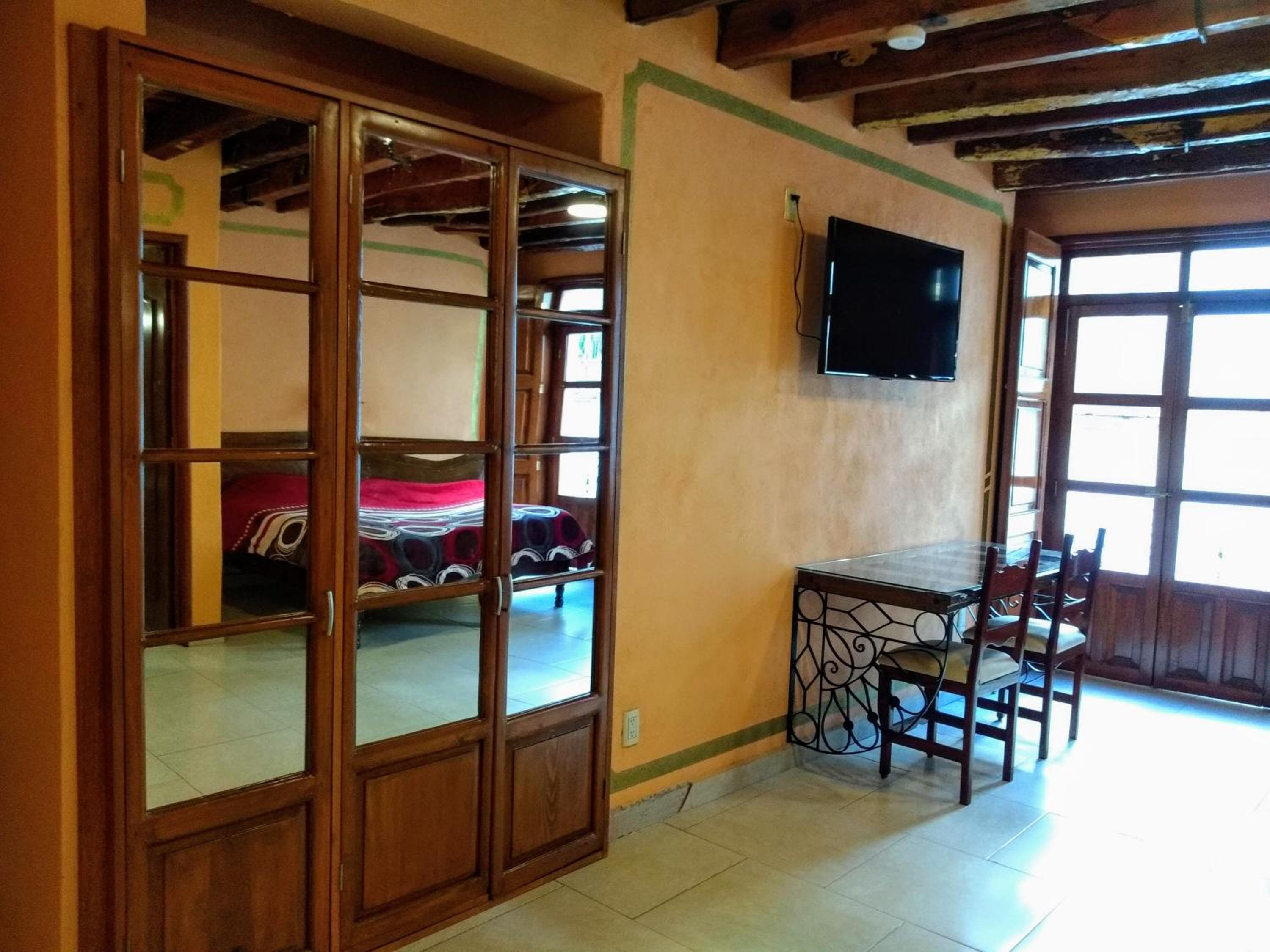 Deluxe Triple Room photo 2