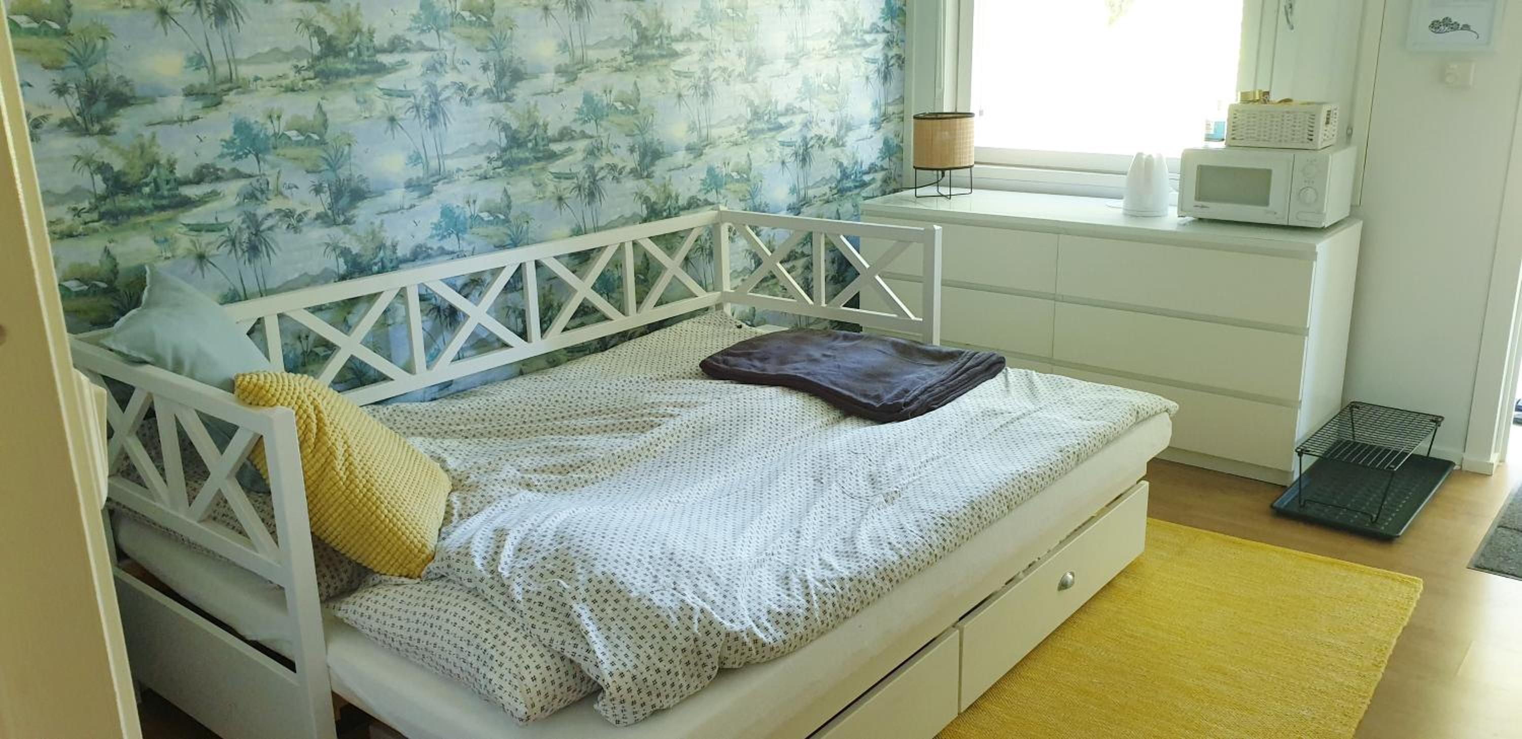 One-Bedroom Apartment photo 1