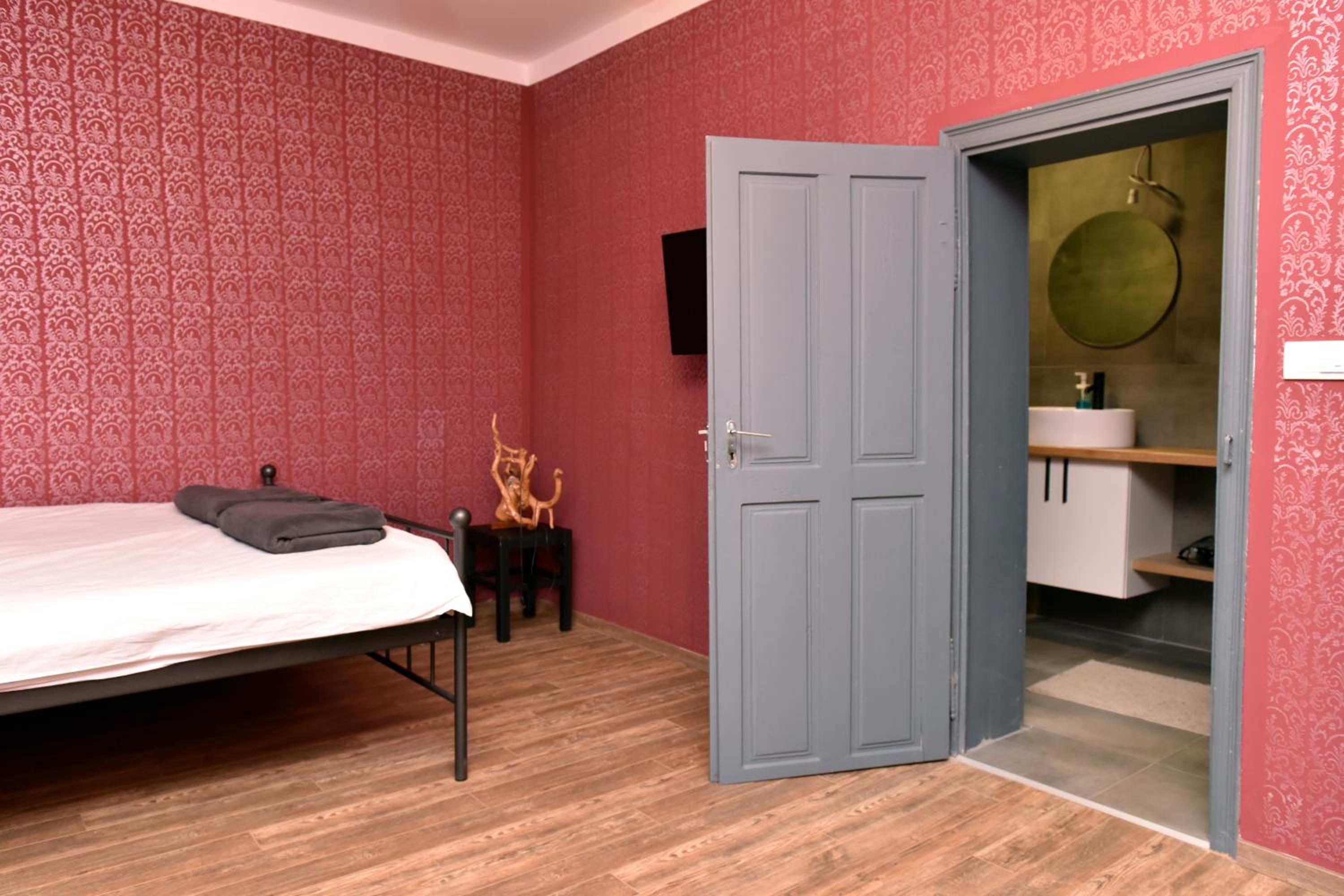 Three-Bedroom House photo 2