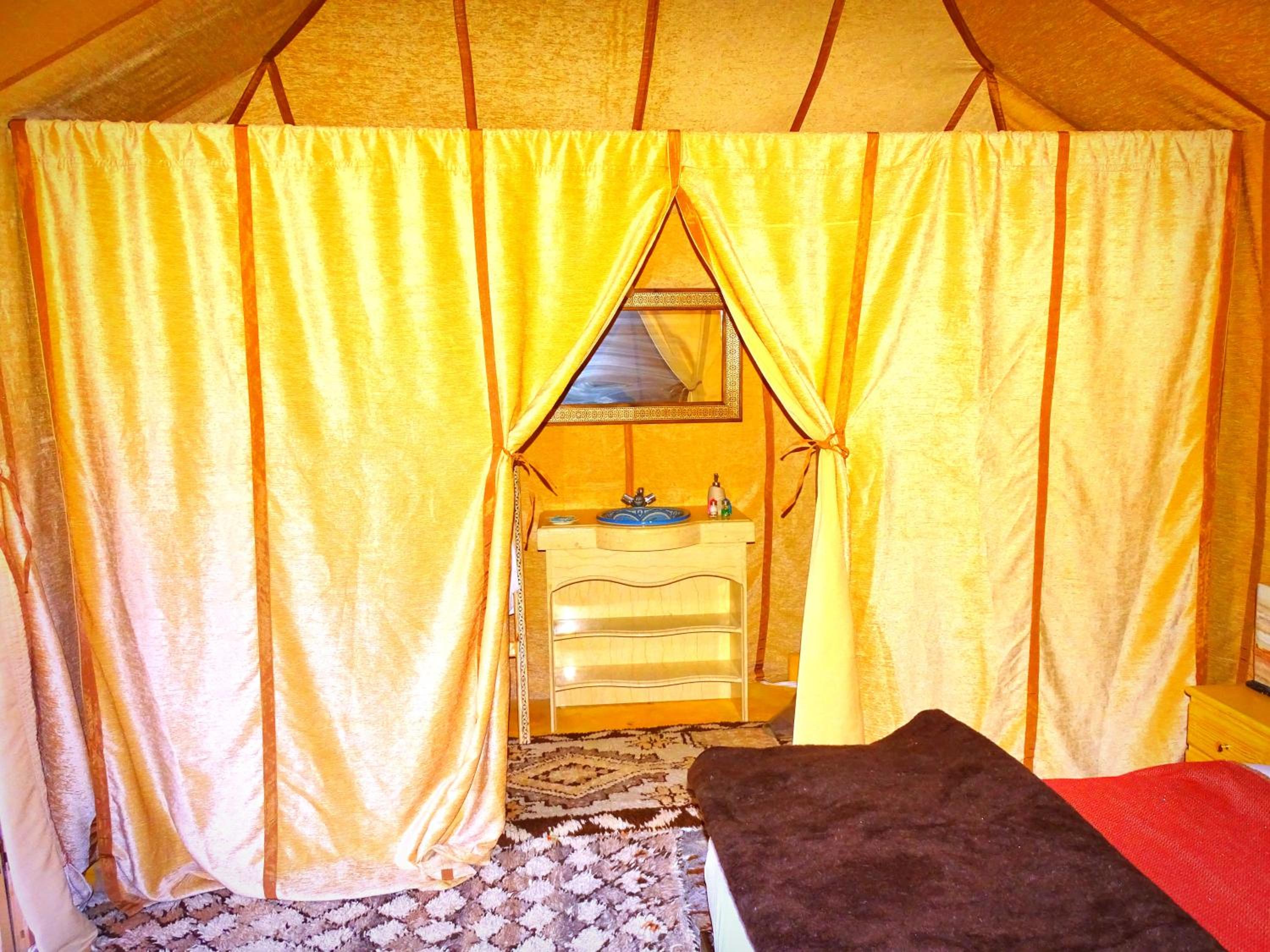 Tent - Photo 1