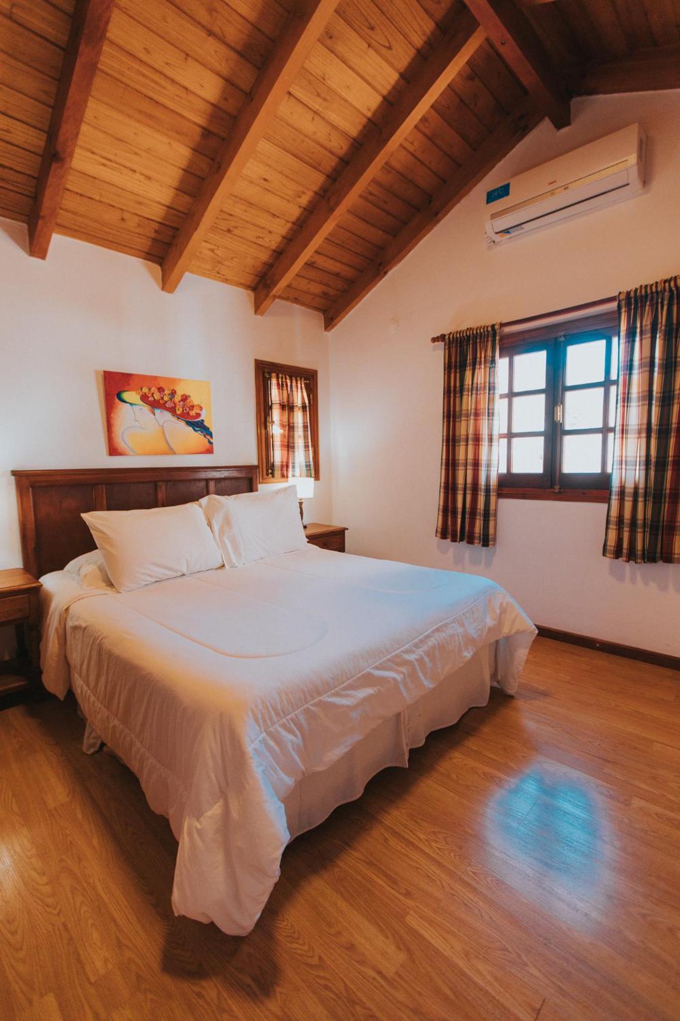 Two-Bedroom Apartment (4 Adults)