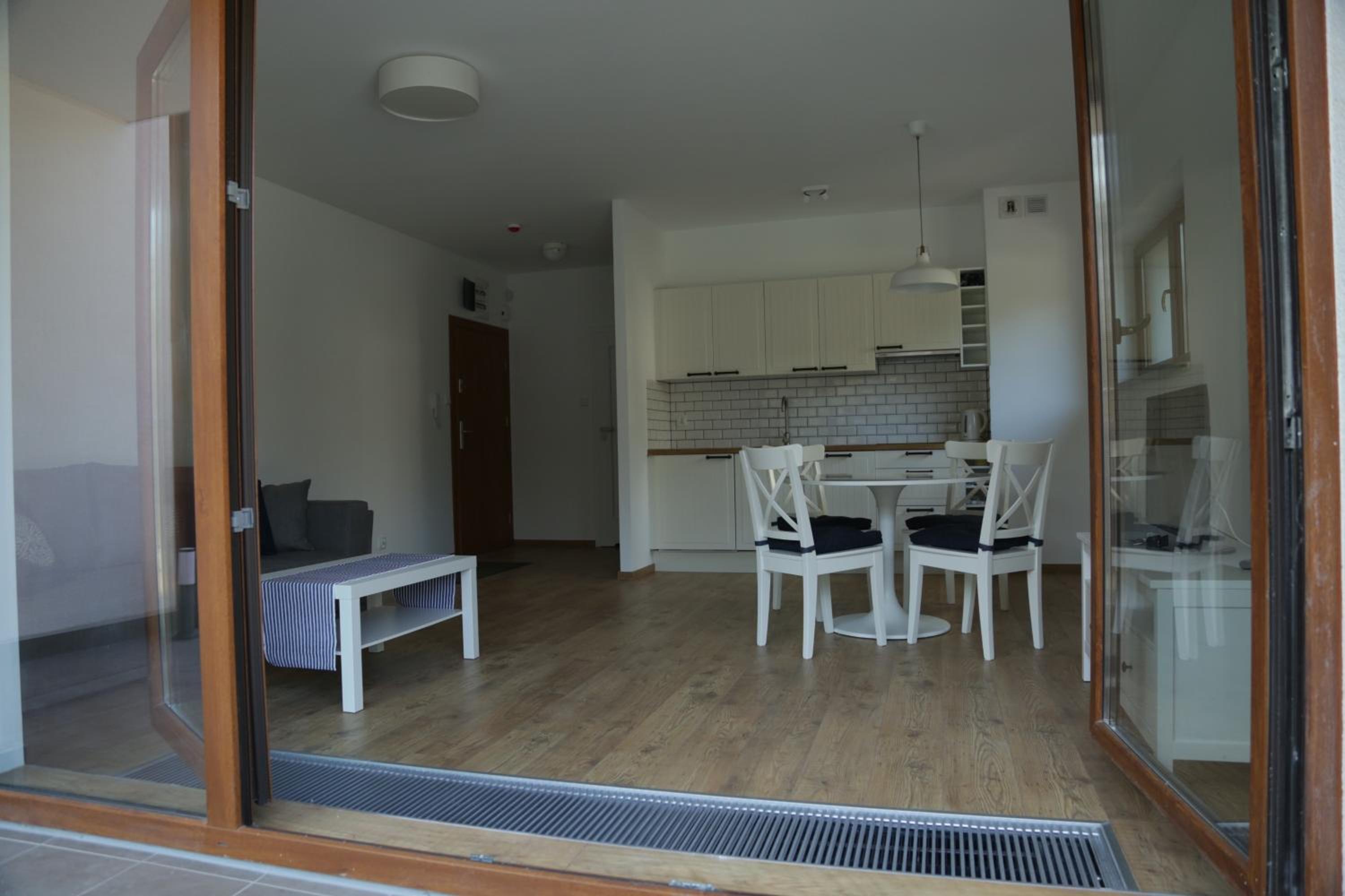 Apartment with Balcony photo 2