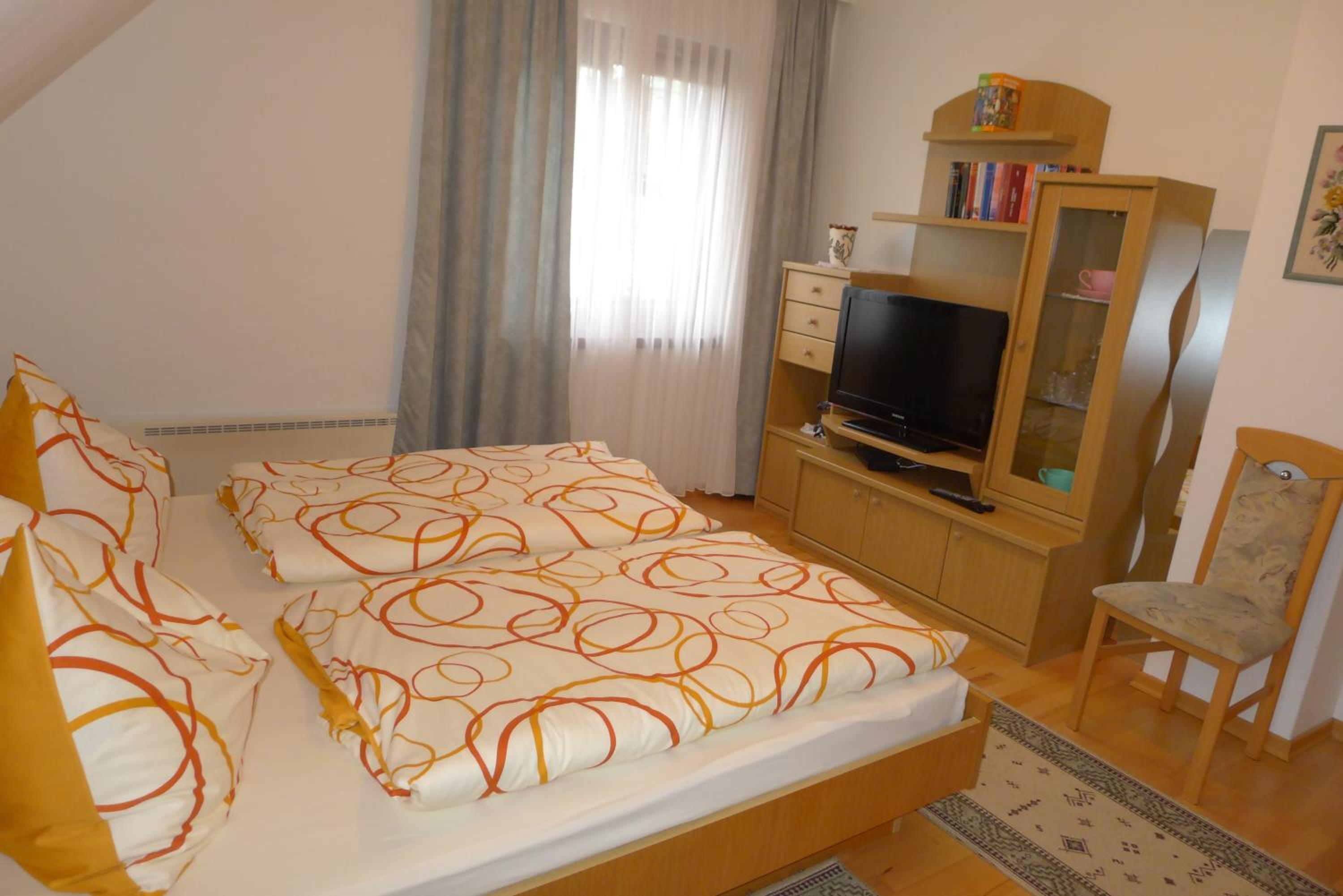 Apartment with Balcony photo 1