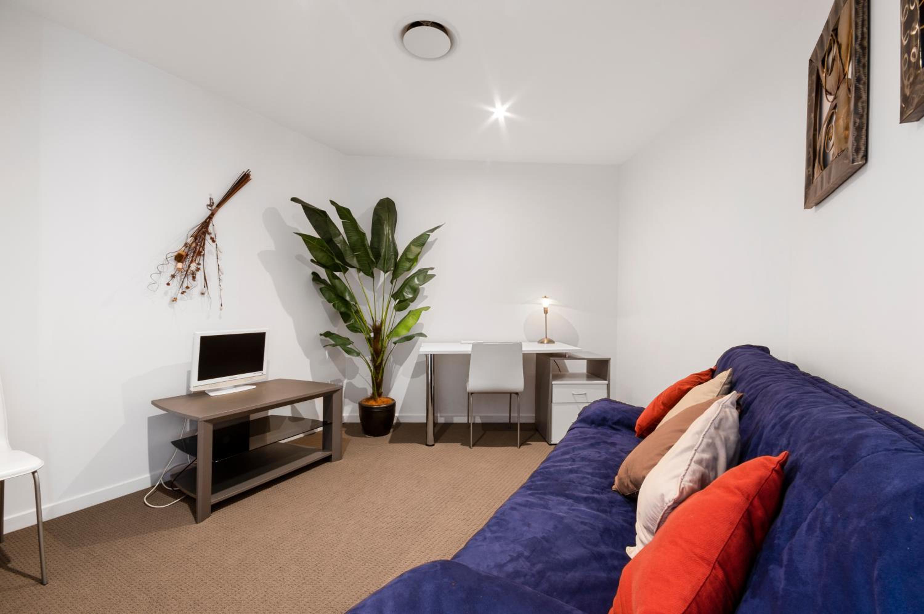 Superior Sub-Penthouse Apartment with Ocean View