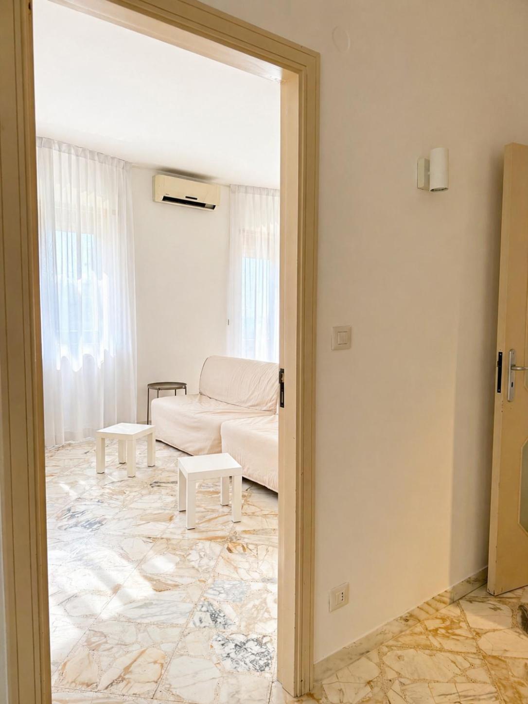 Two-Bedroom Apartment with Balcony photo 2
