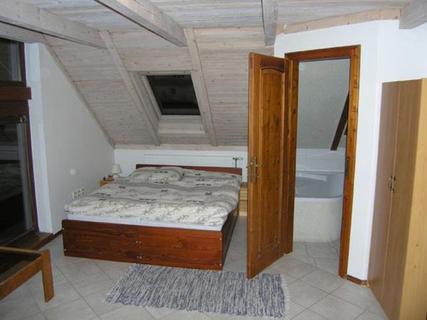 Apartment with Balcony photo 2
