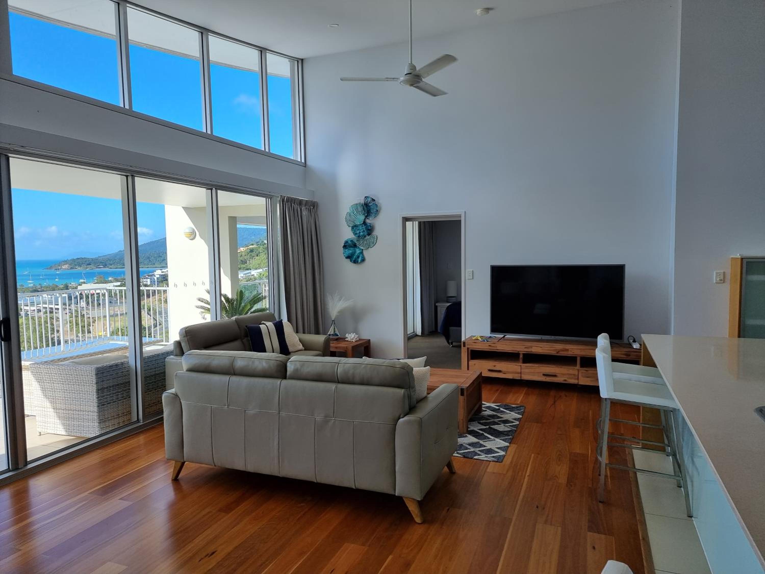 1 Bedroom Penthouse photo 1