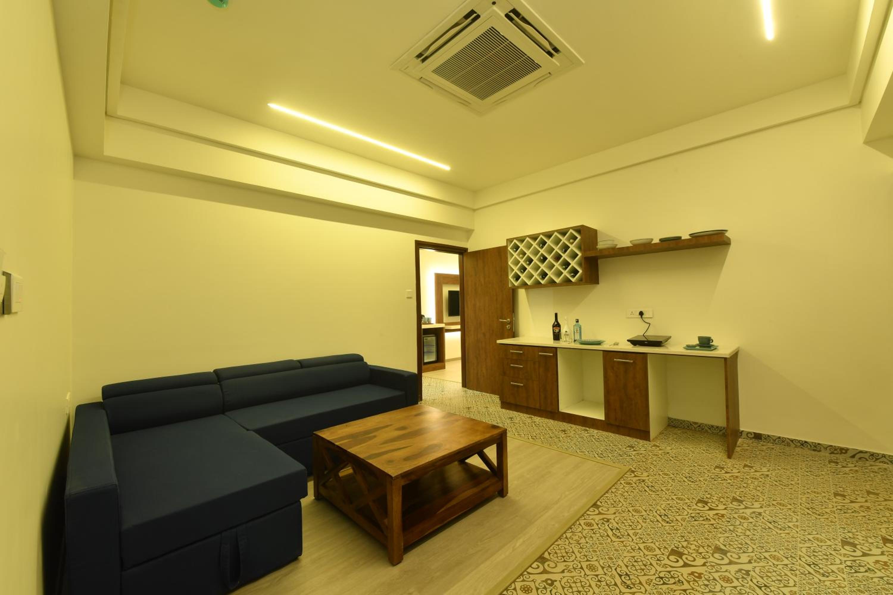 The Residence photo 3