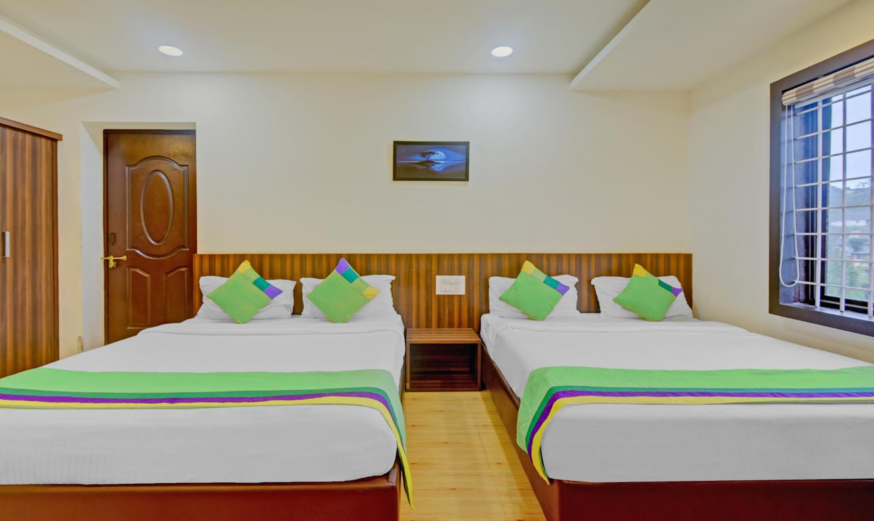 Spacious Premium Room photo 1