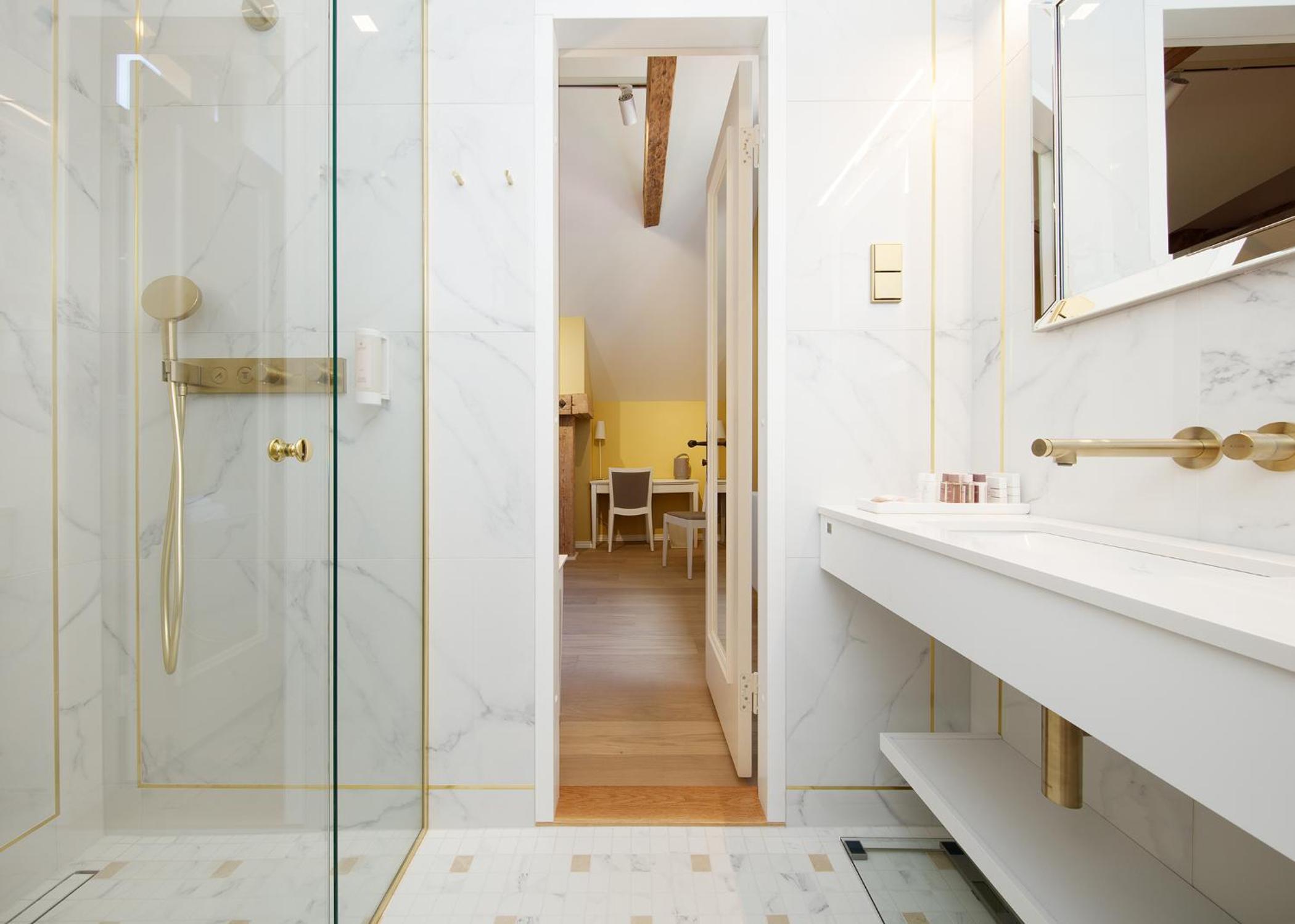 Superior Double or Twin Room with Spa Access - Photo 12