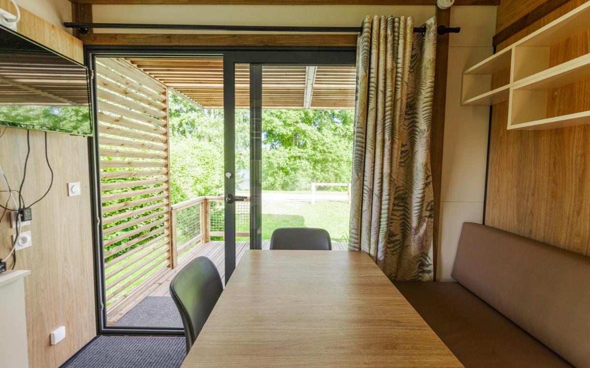 Two-Bedroom Chalet - Photo 7