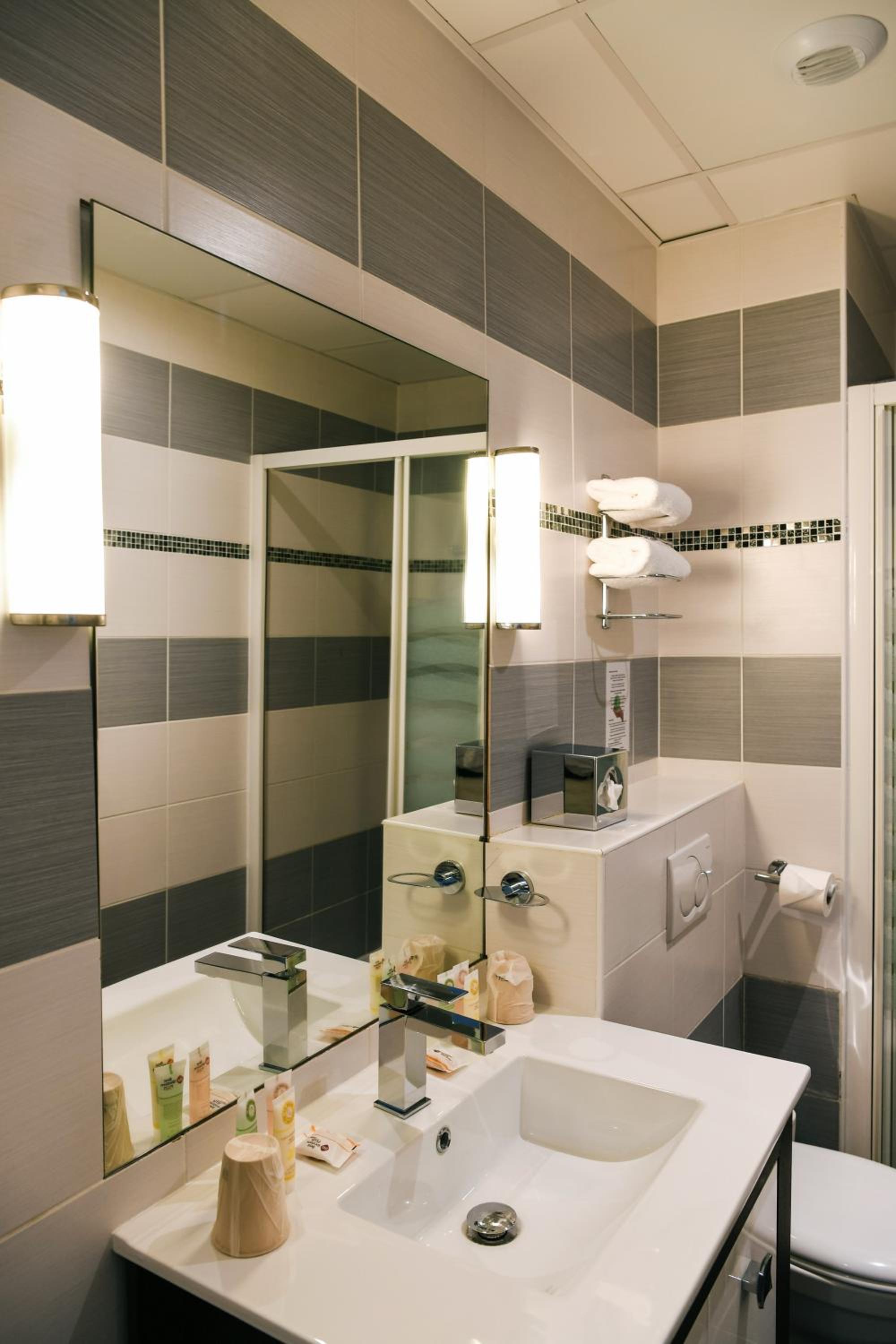 Superior Queen Room - Photo 4