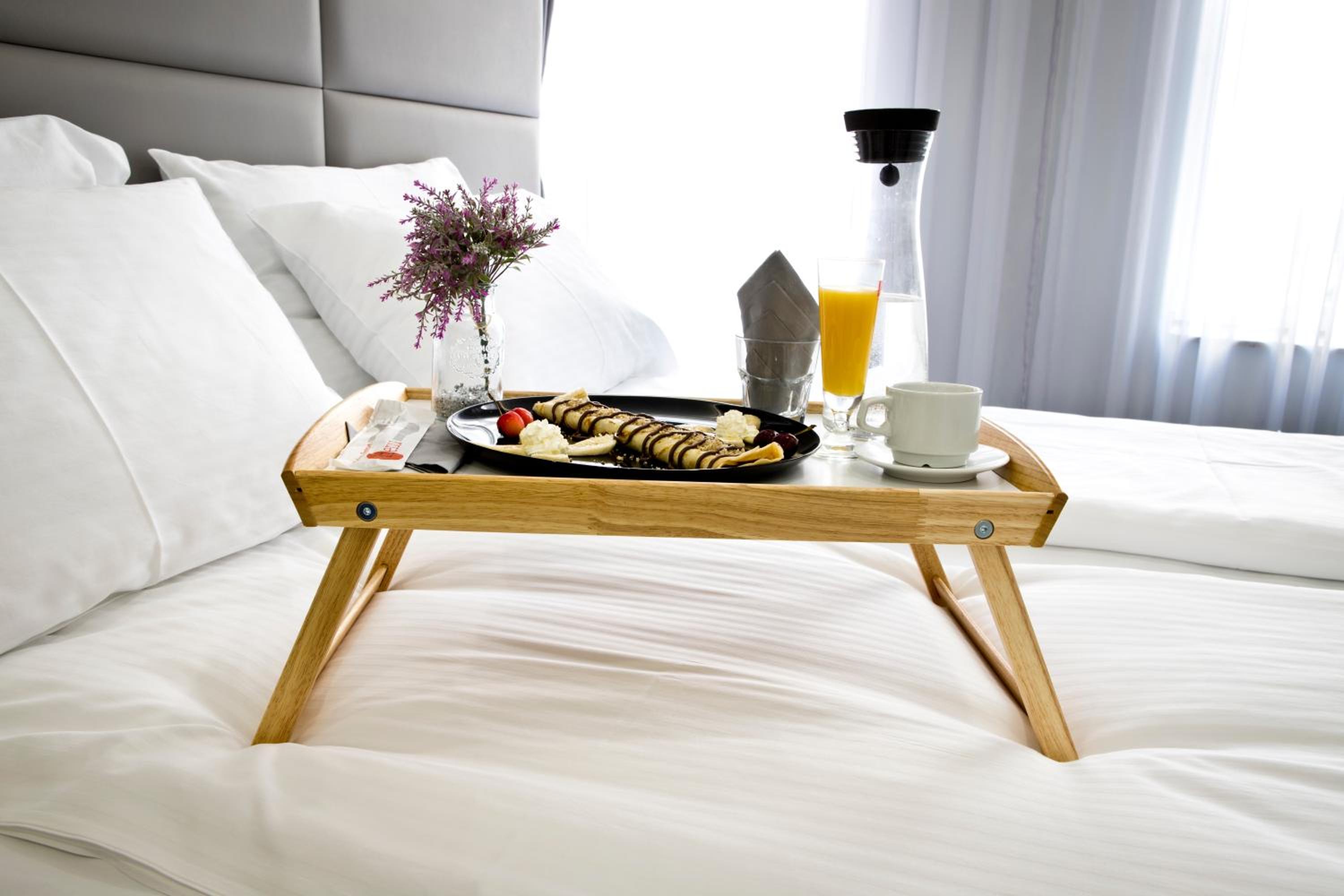 Double or Twin Room with Balcony photo 2