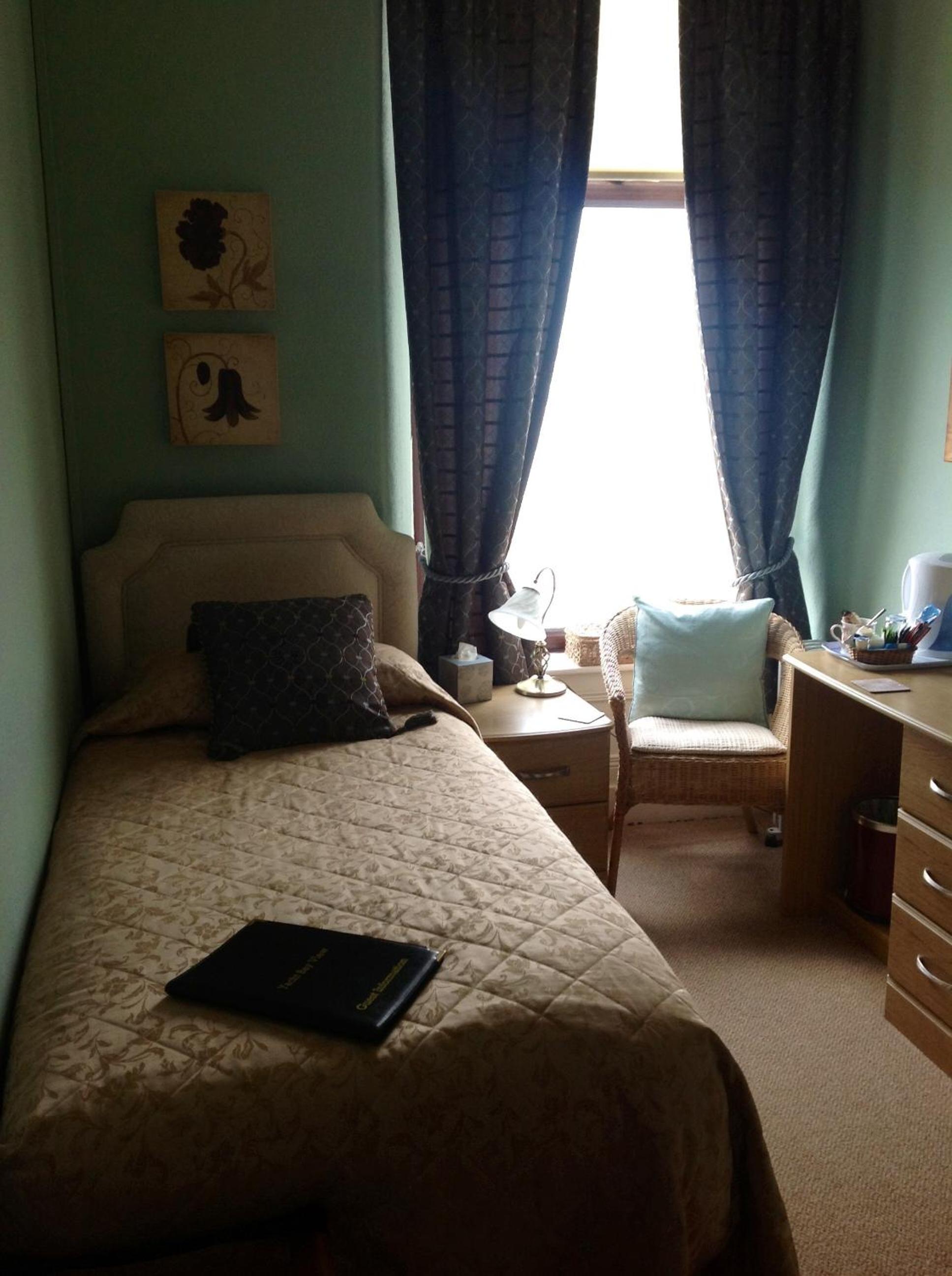 Single Room - Room 8