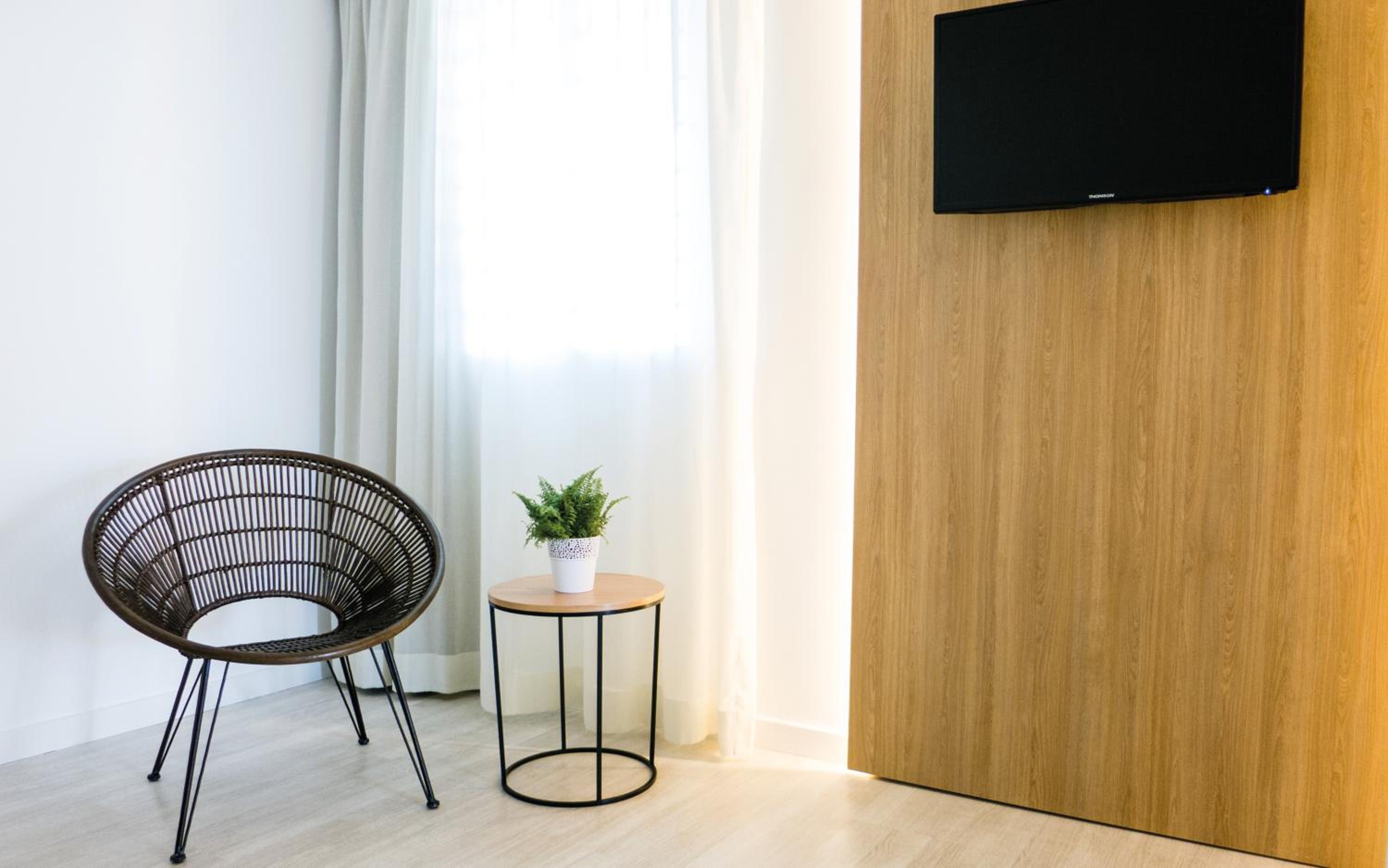 Suite (3 Adults + 1 Child) photo 2
