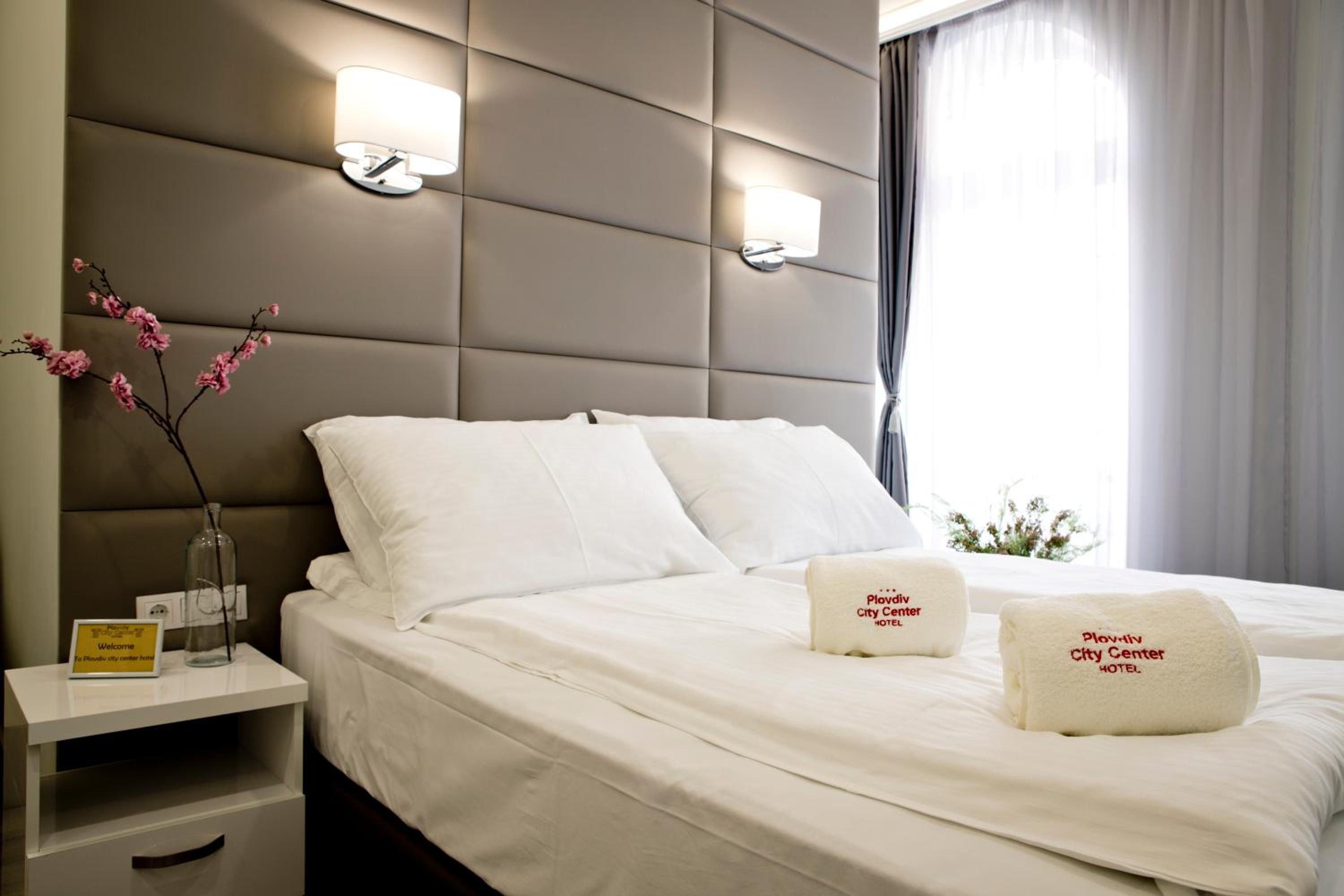Double or Twin Room - Photo 1