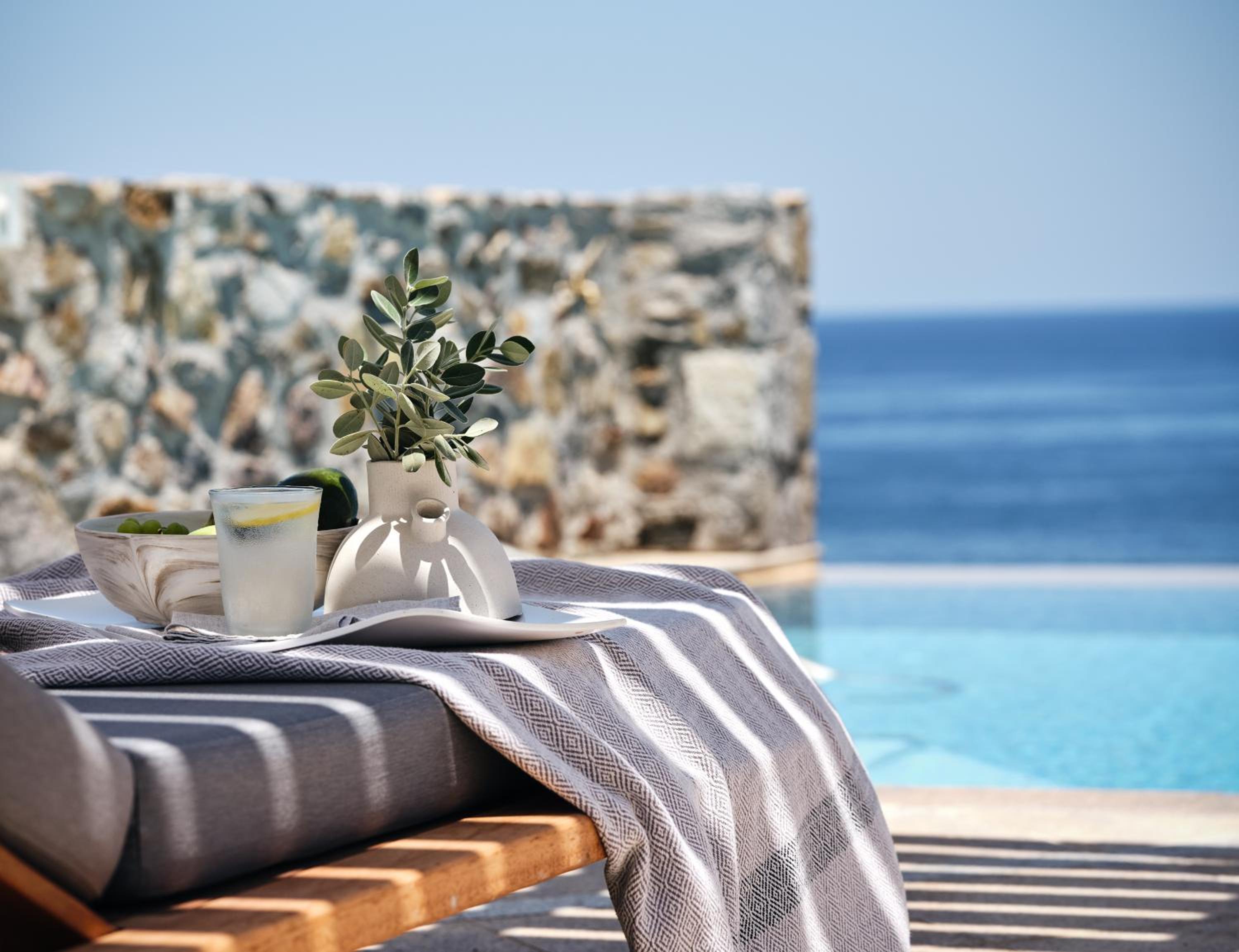 Luxury Villa Sea Front with Private Pool - Photo 15