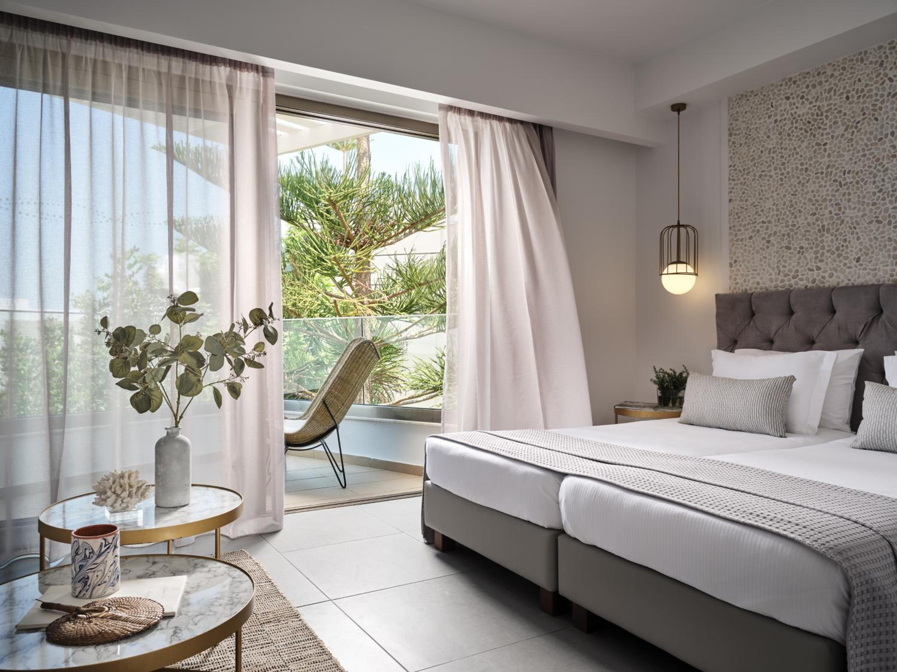 Superior Room with Garden View