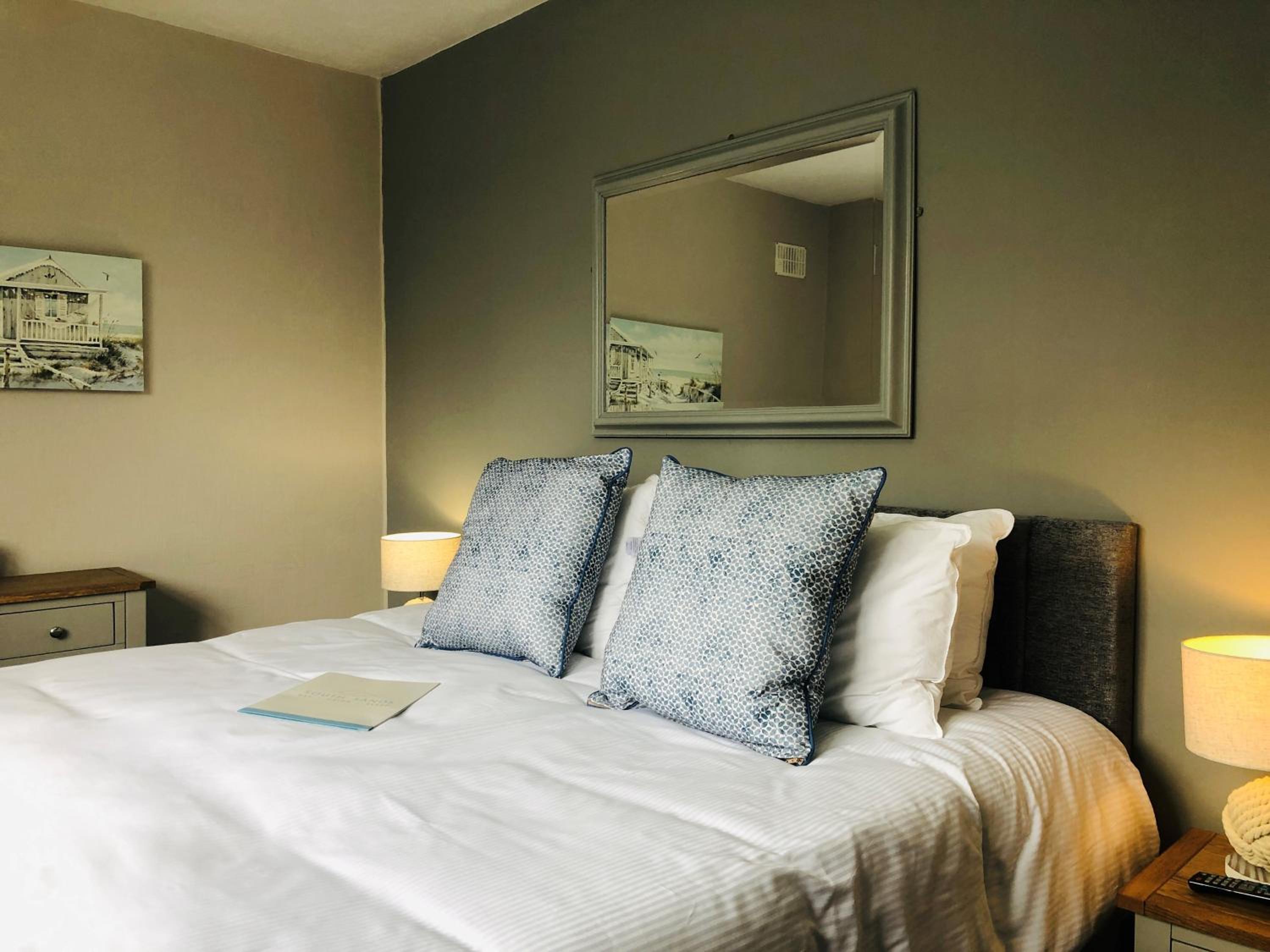 Basic double room – Ground floor (Annex) photo 3