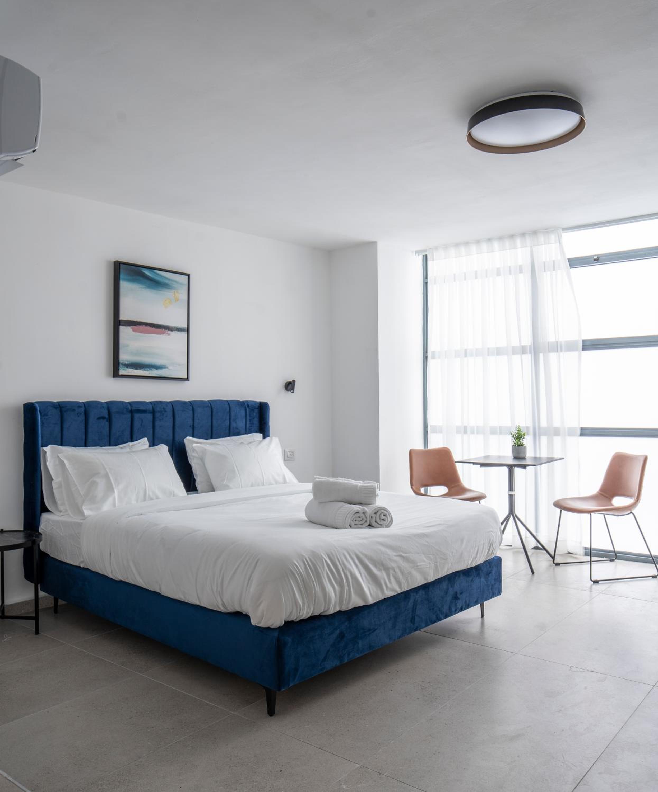 King Room with Balcony photo 1