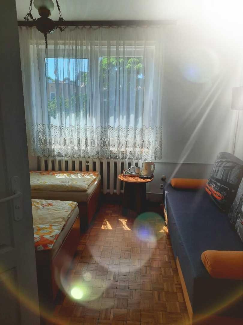 Triple Room with Bathroom - Photo 5