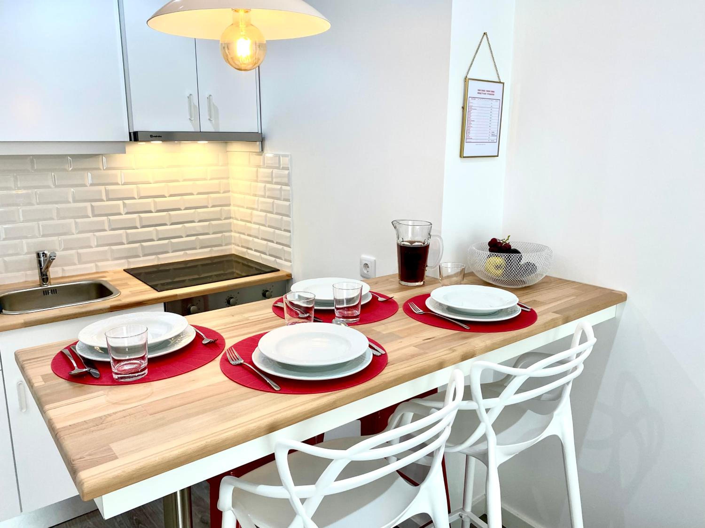One-Bedroom Apartment - Photo 21