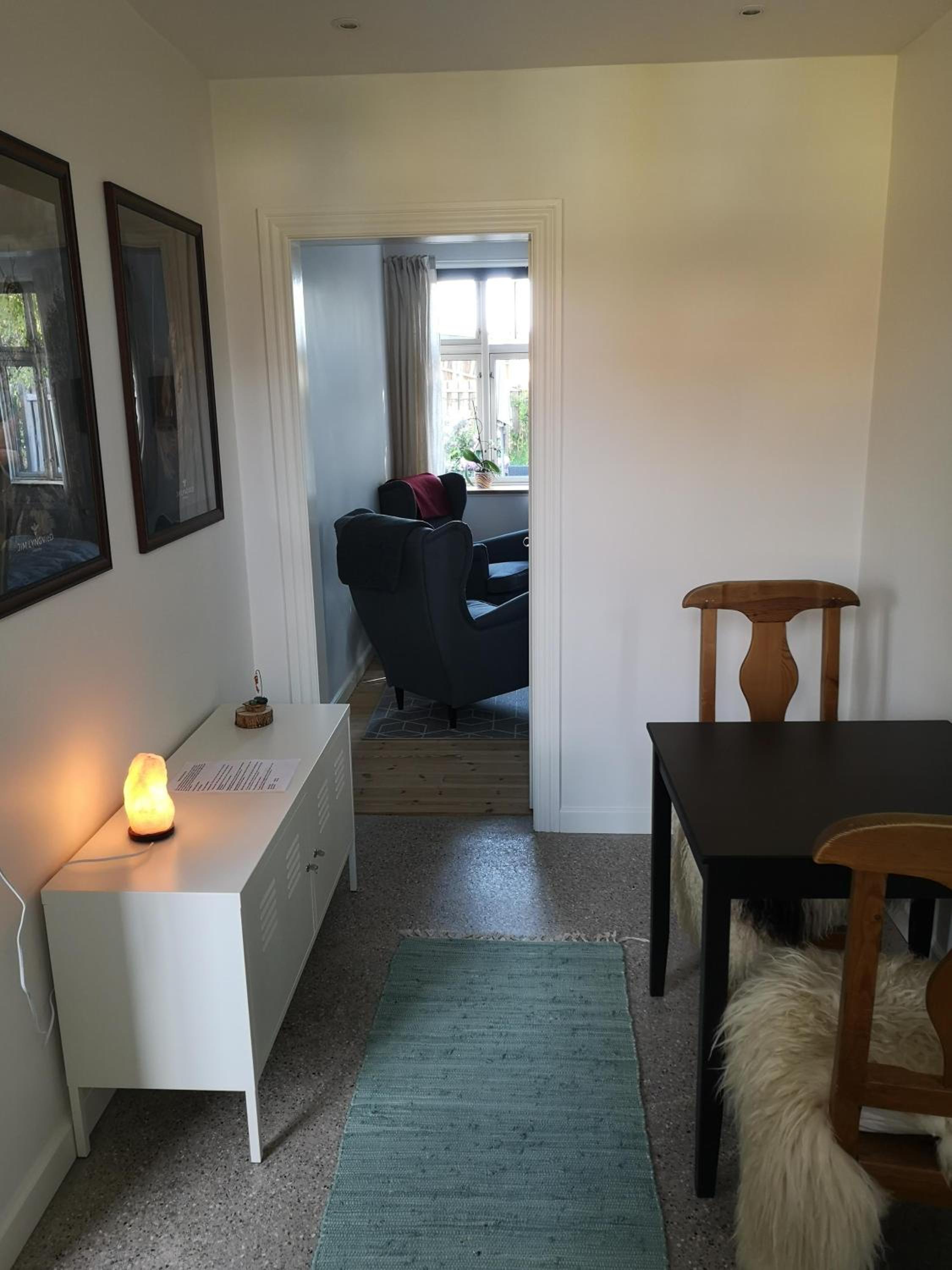 Double Room with Private Bathroom - Photo 7