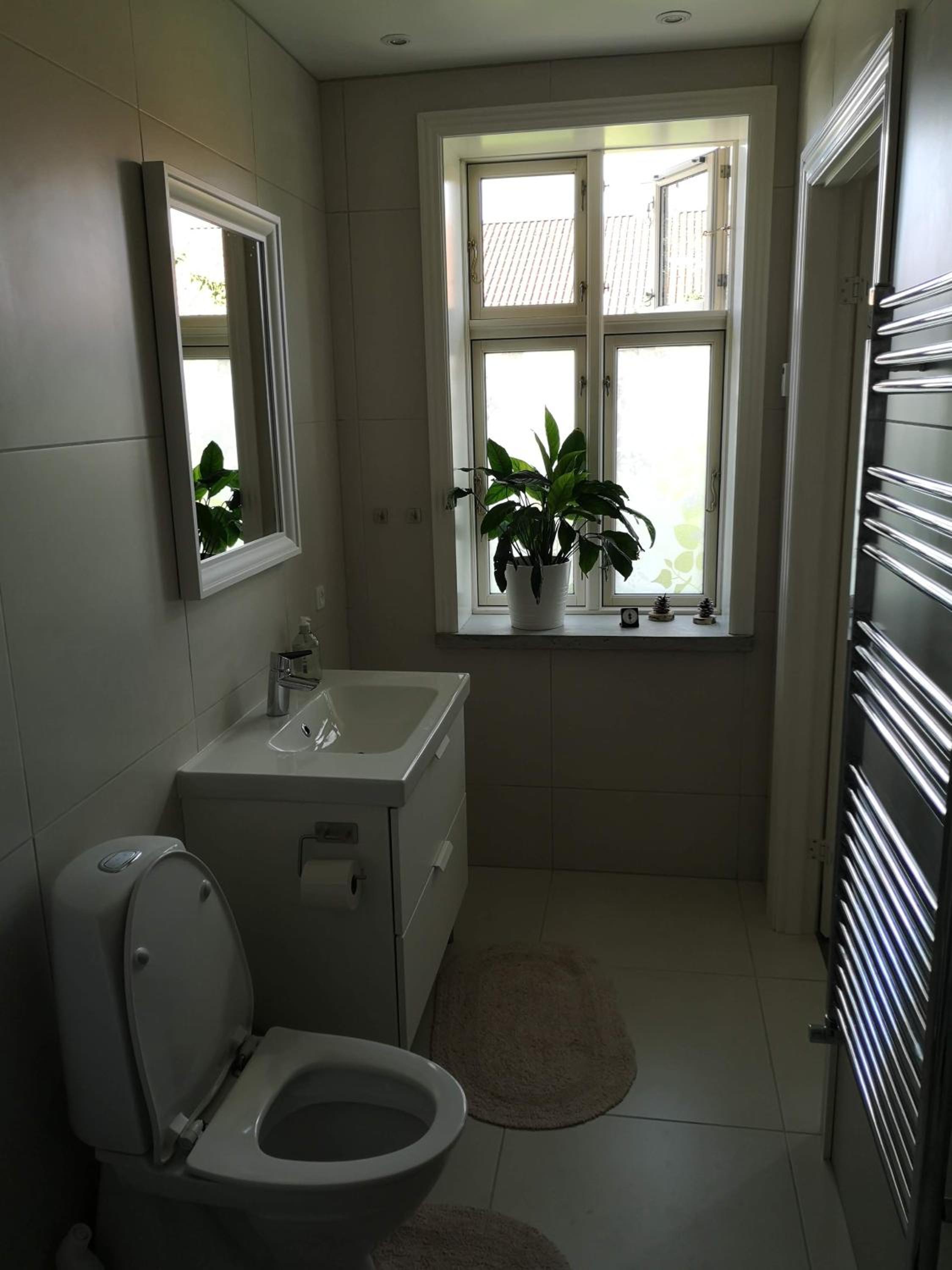 Double Room with Private Bathroom - Photo 4