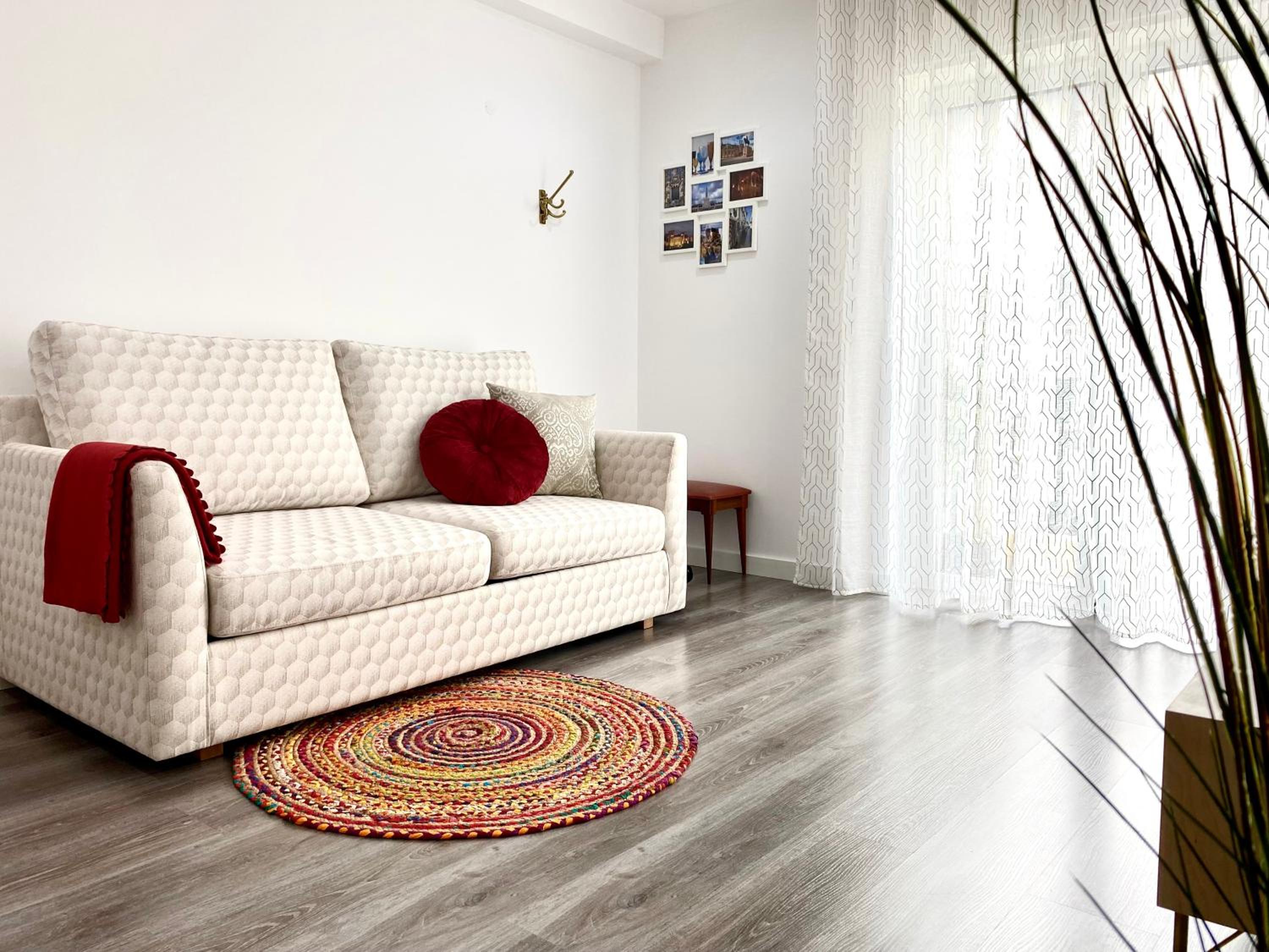 One-Bedroom Apartment - Photo 18
