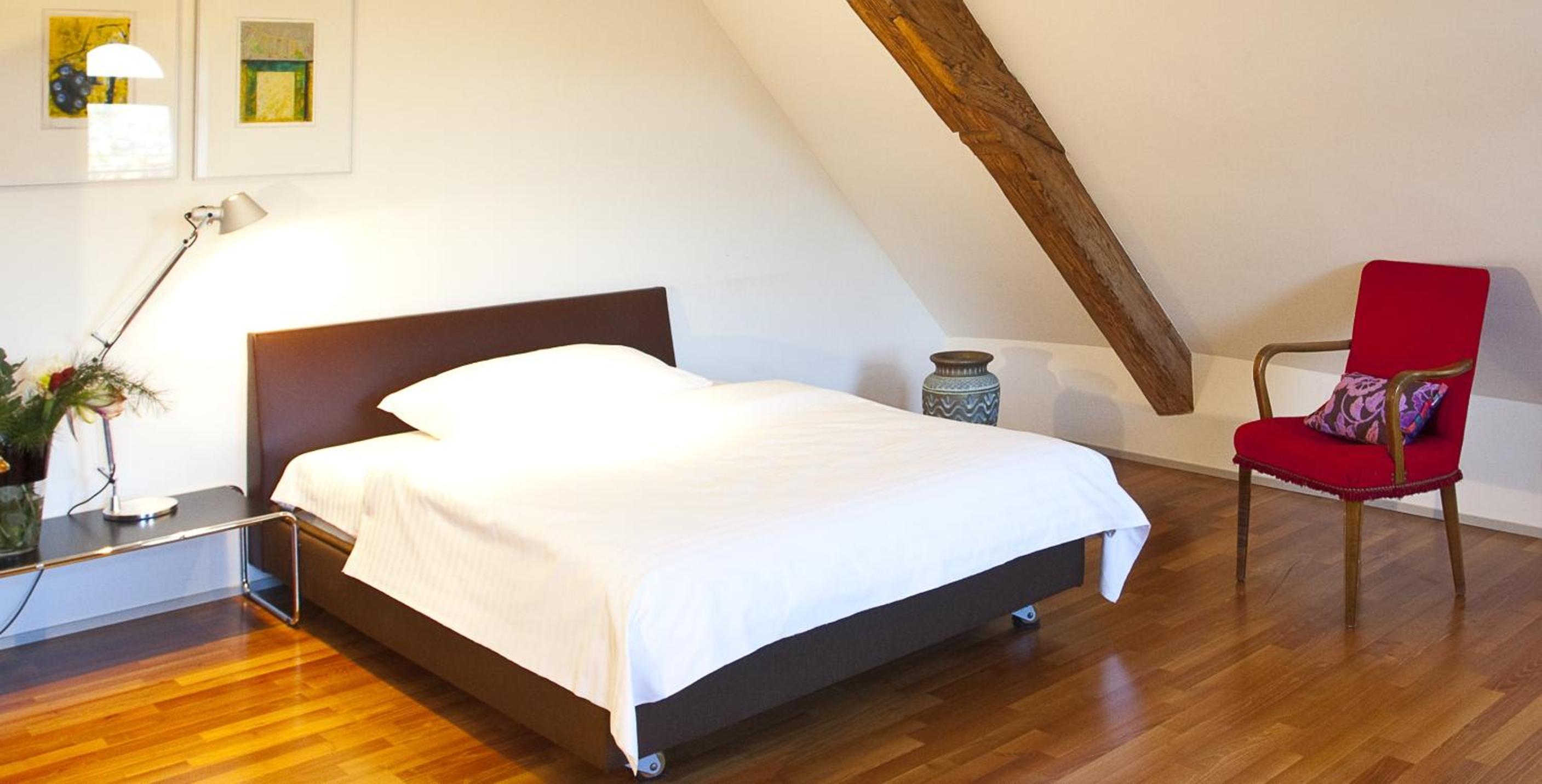 Suite - Photo 2