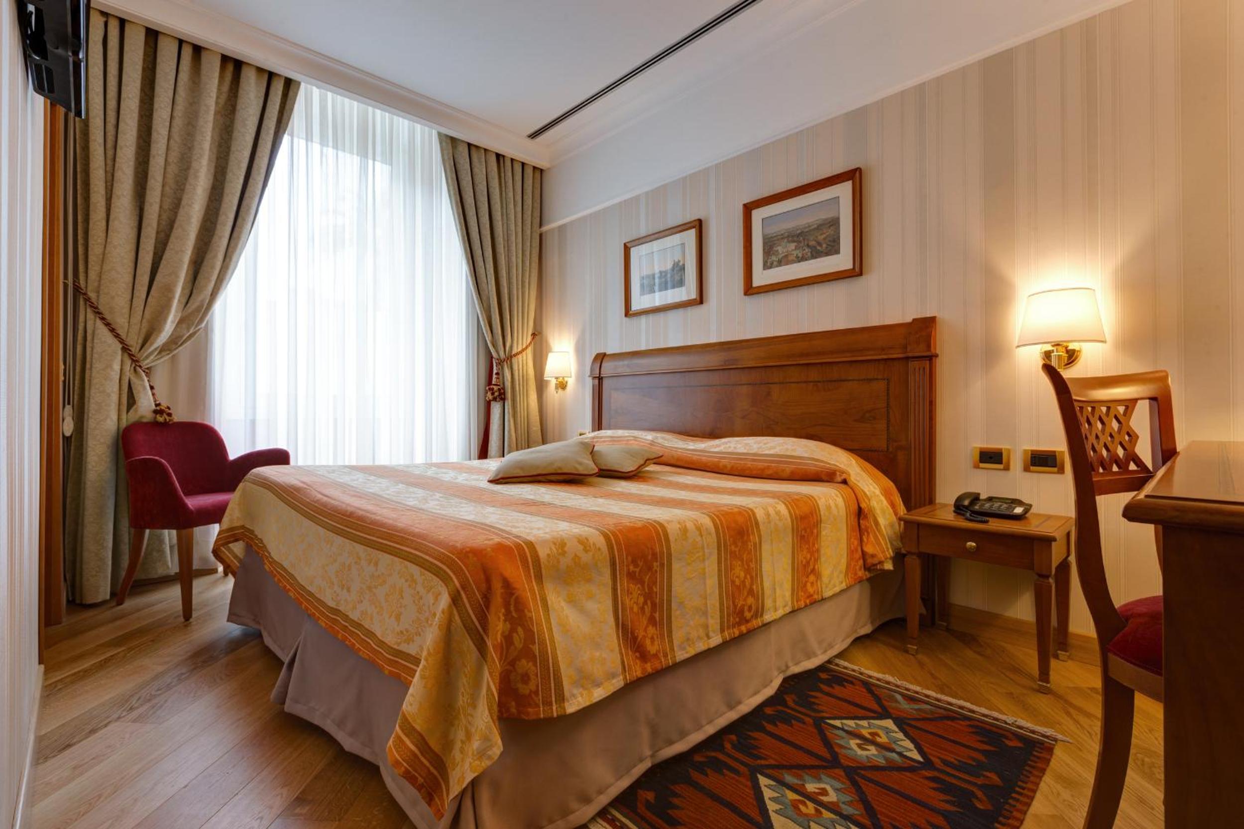 Double Room photo 2