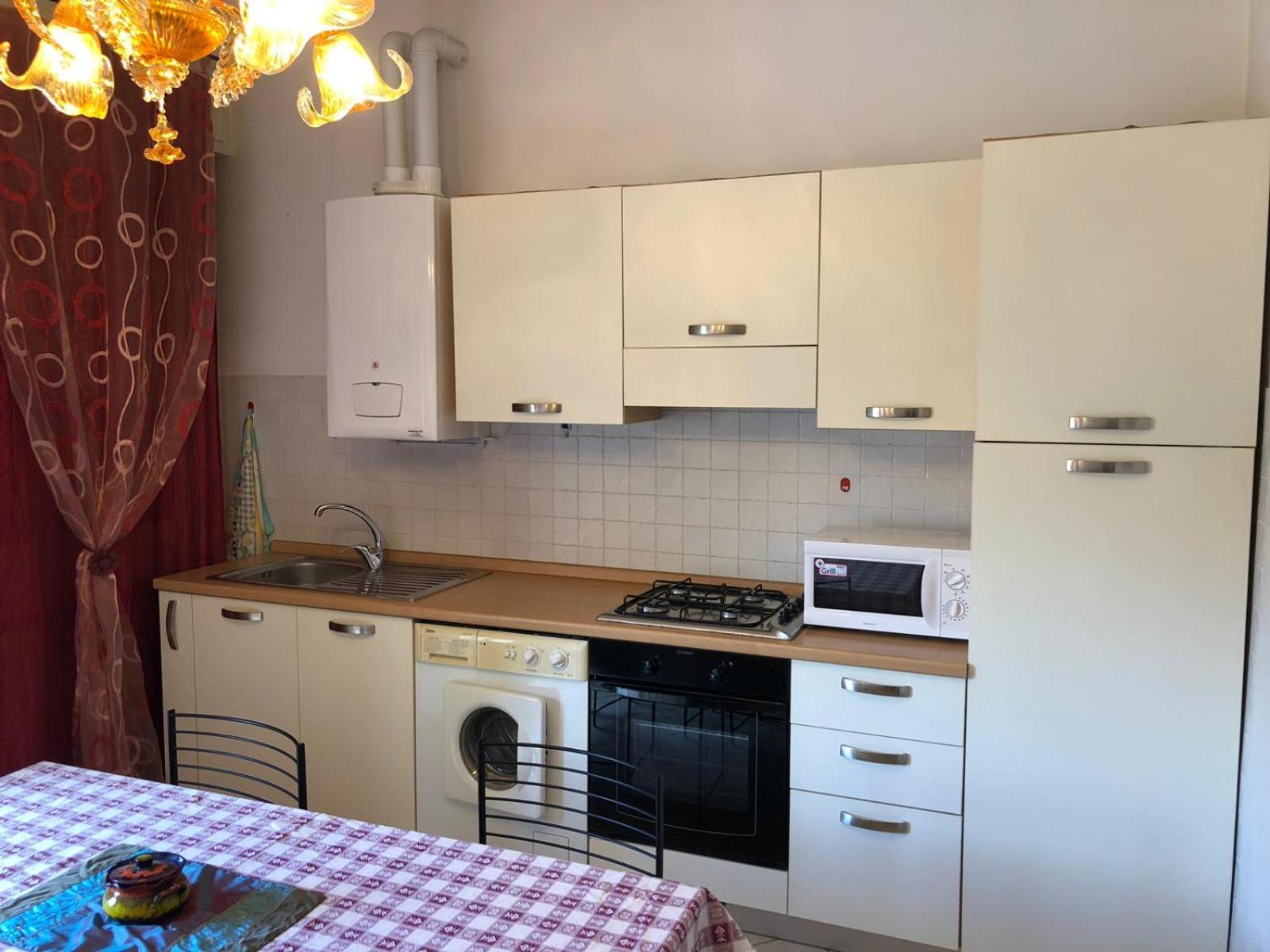 Two-Bedroom Apartment - Photo 6