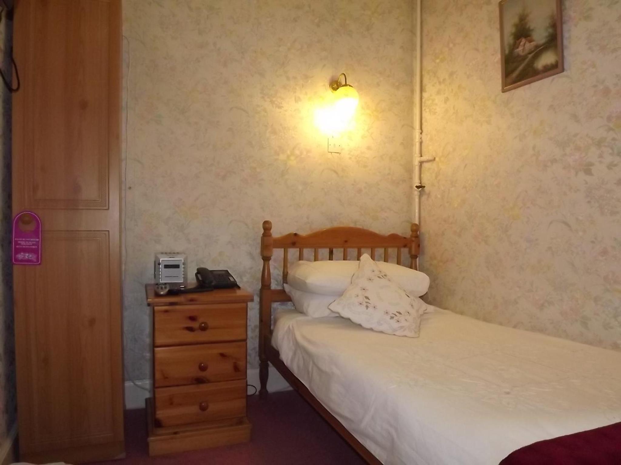 Single Room photo 1