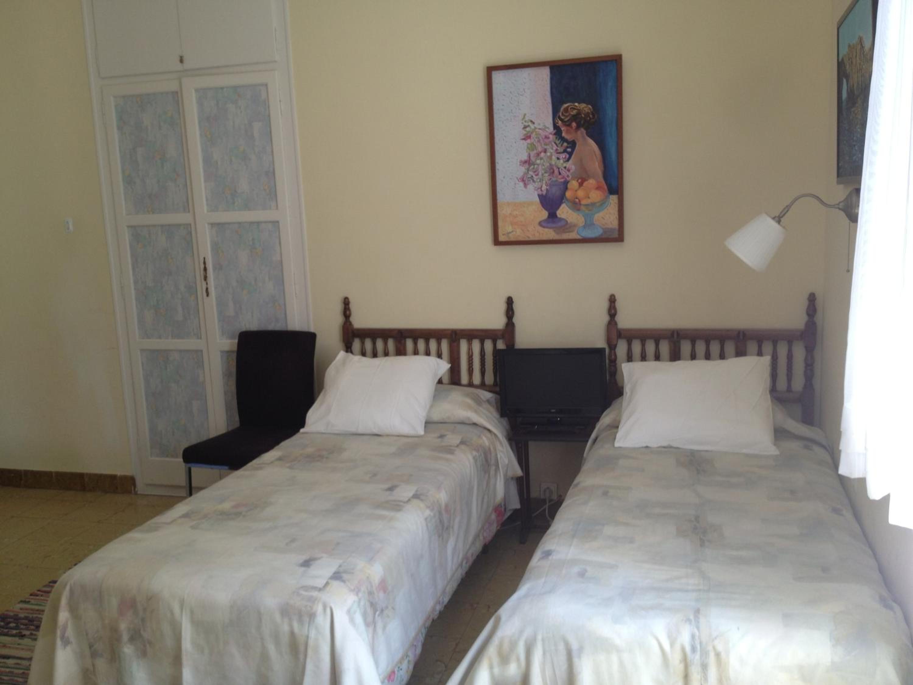 Triple Room with Shared Bathroom