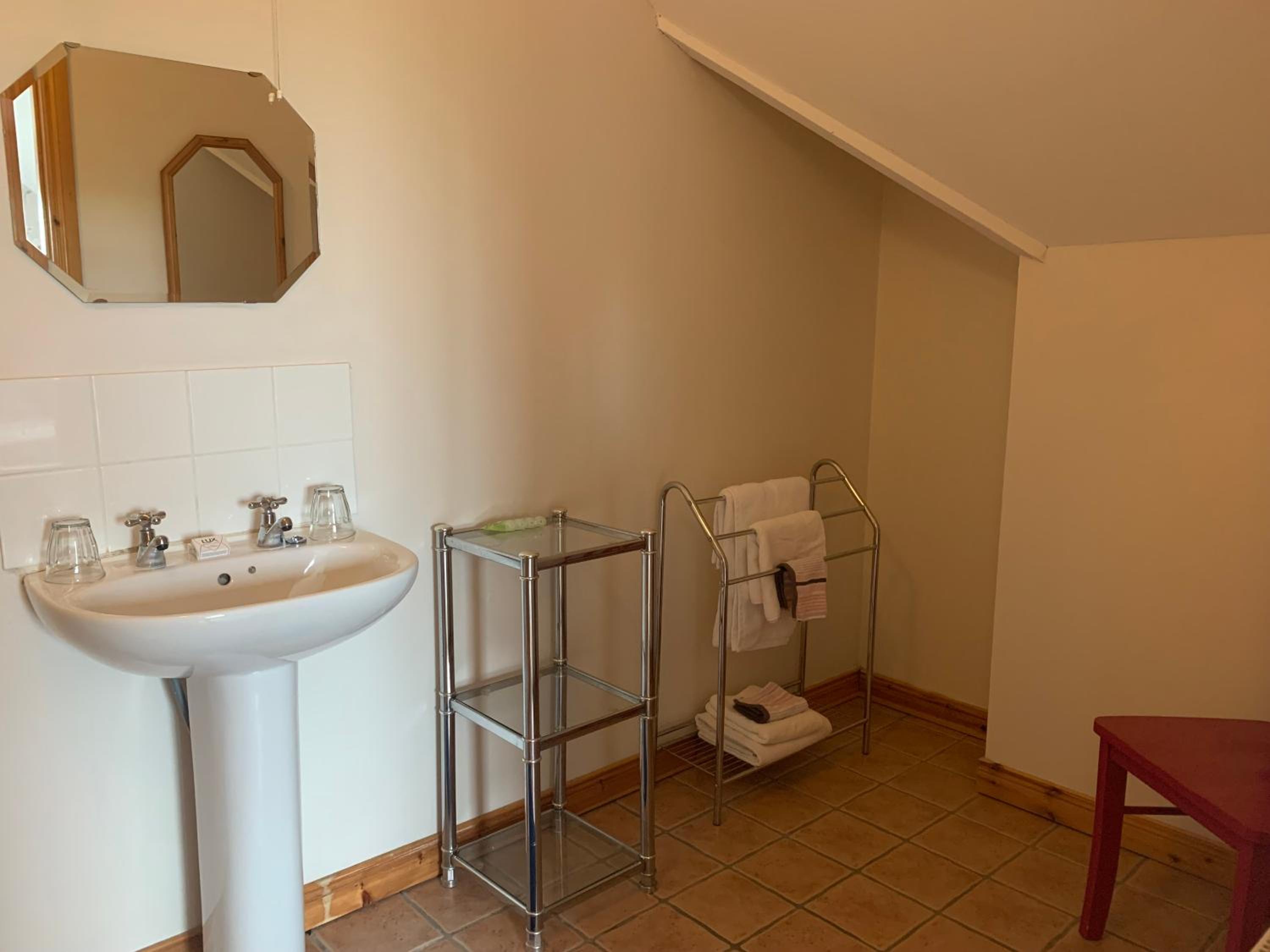 Deluxe Triple Room photo 3