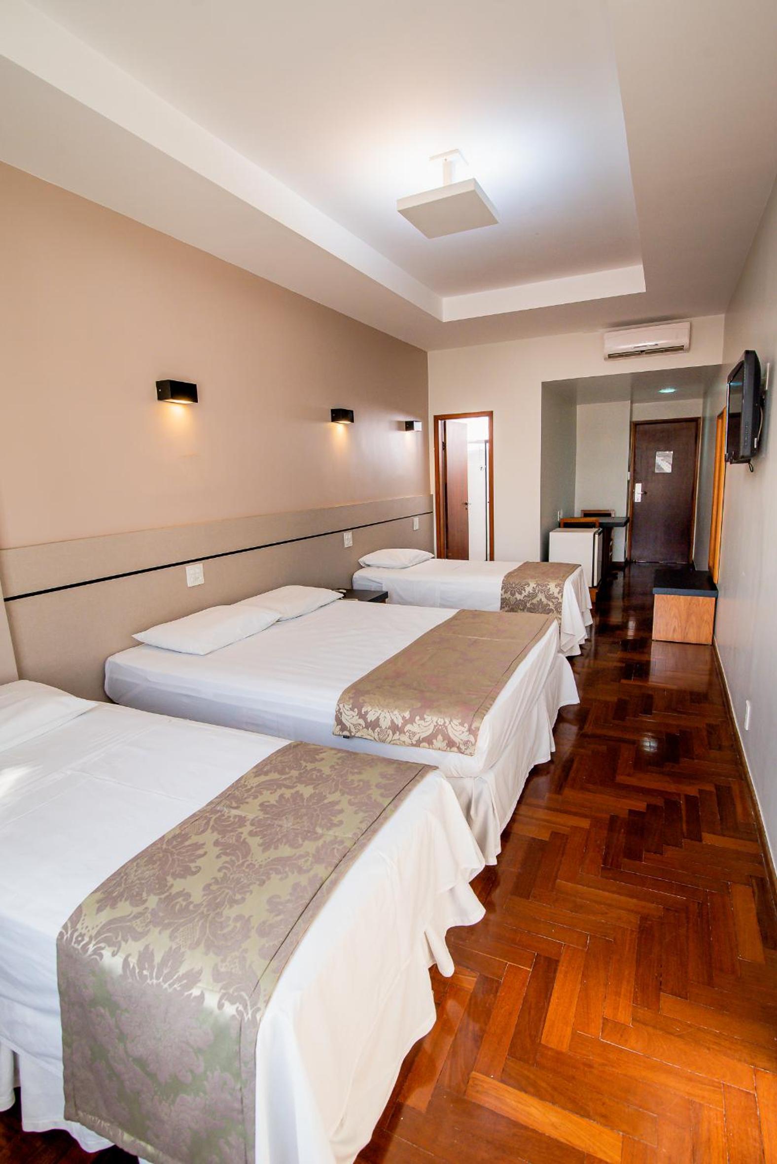 Standard Room photo 2