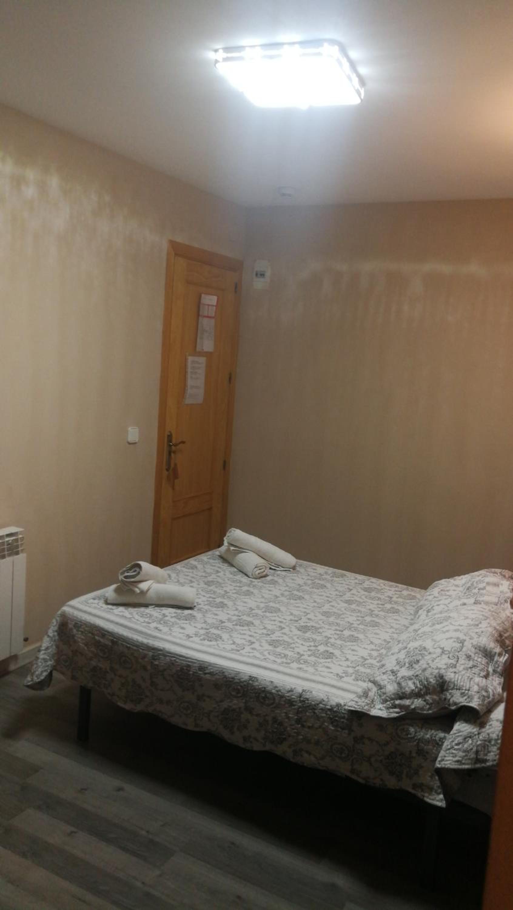 Budget Double Room photo 2