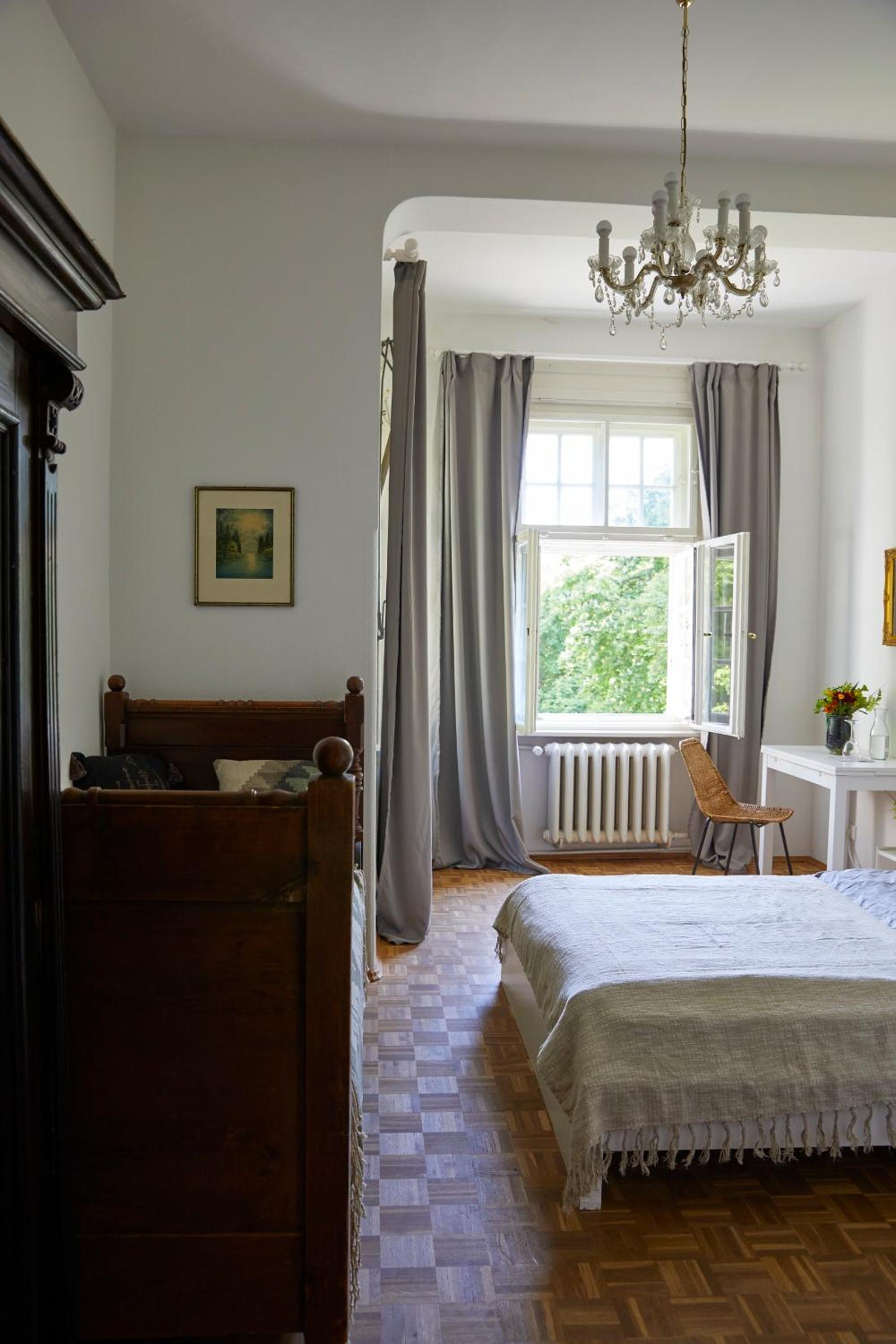 Twin Room with Private Bathroom