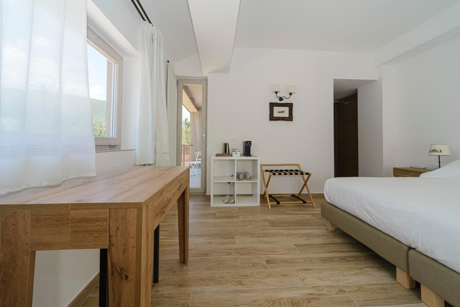 Superior Double or Twin Room photo 3