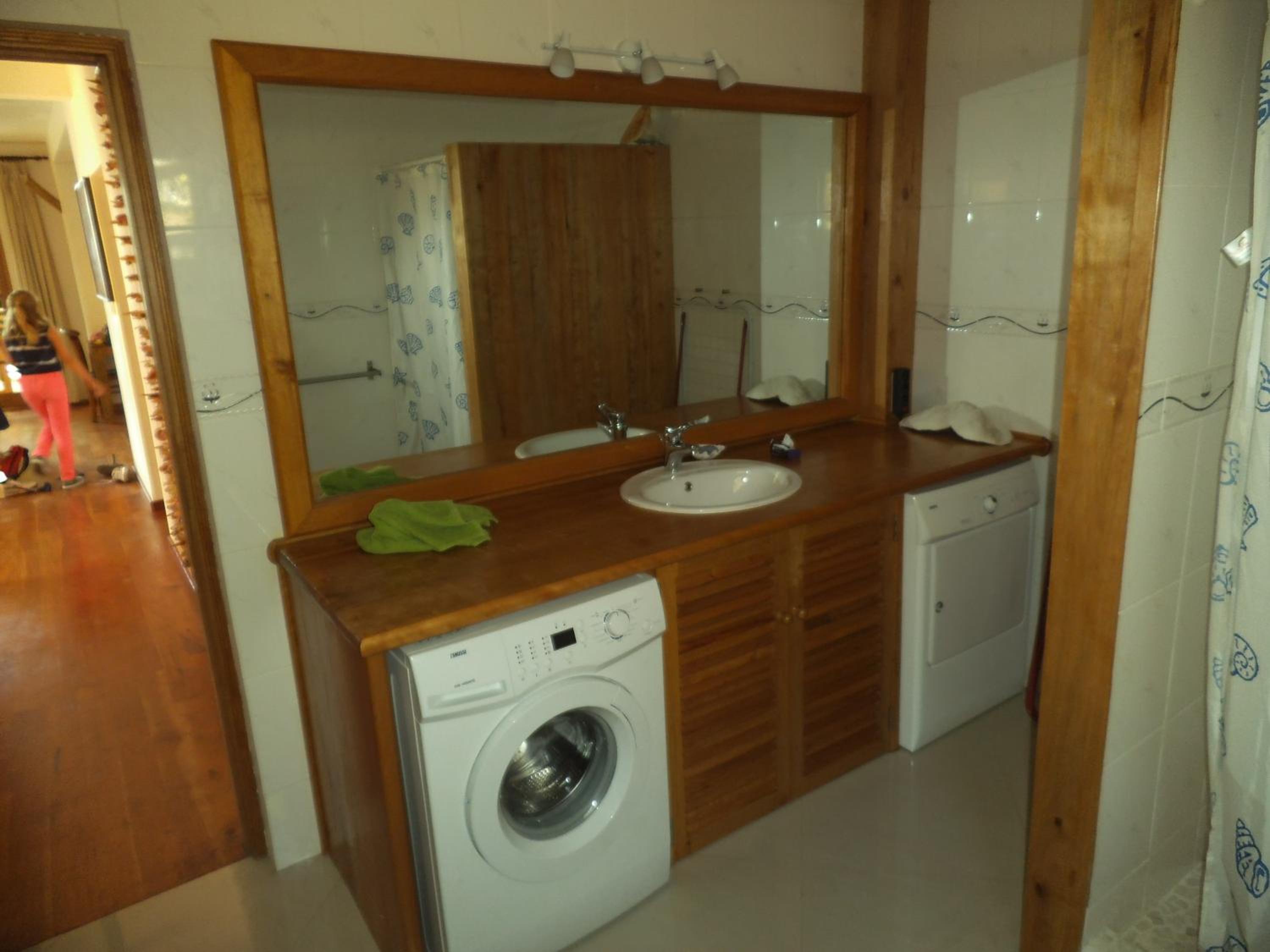 Two-Bedroom Chalet with Sea View photo 2