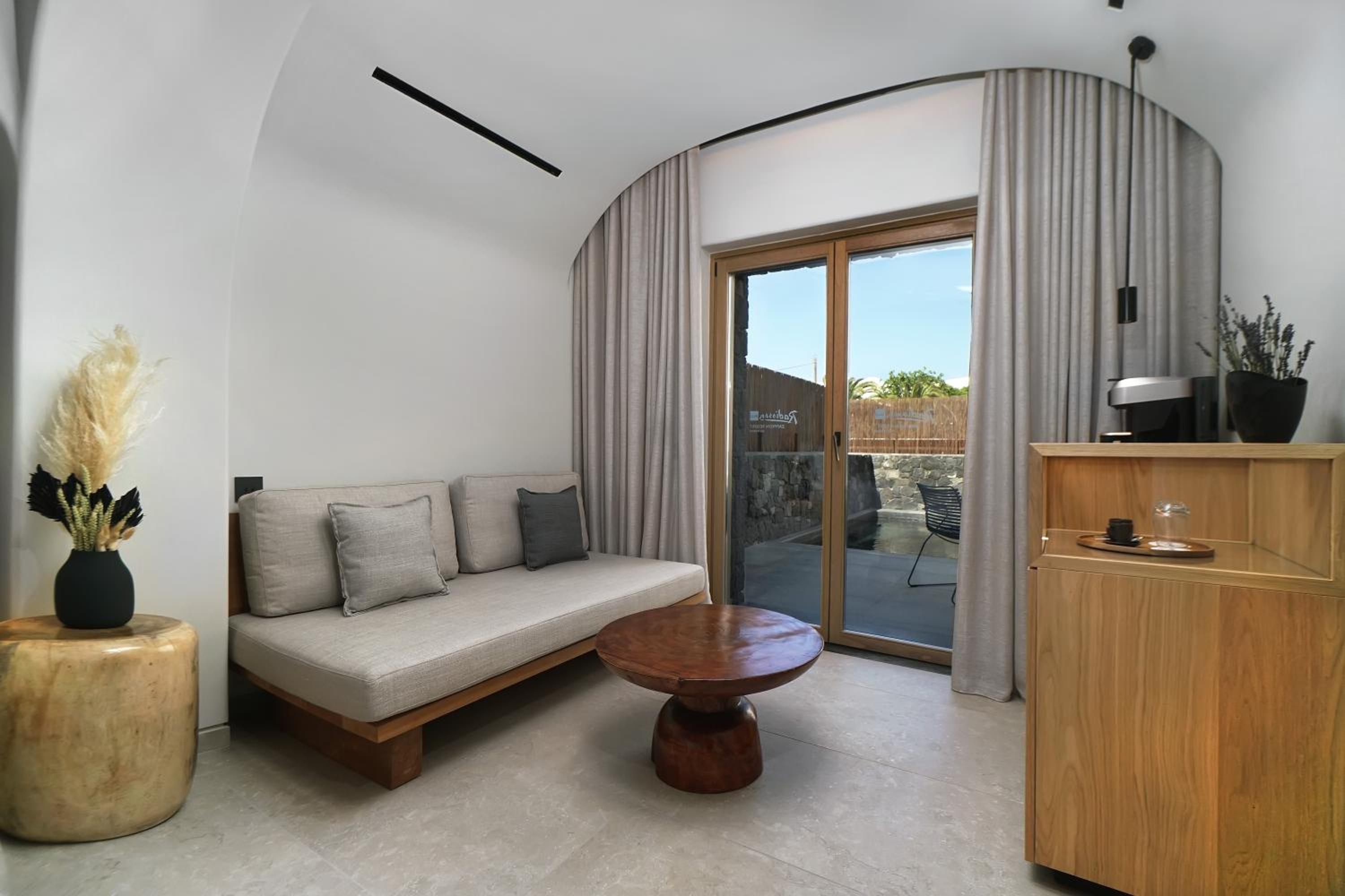 Premium Room-Terrace-Plunge Pool photo 2