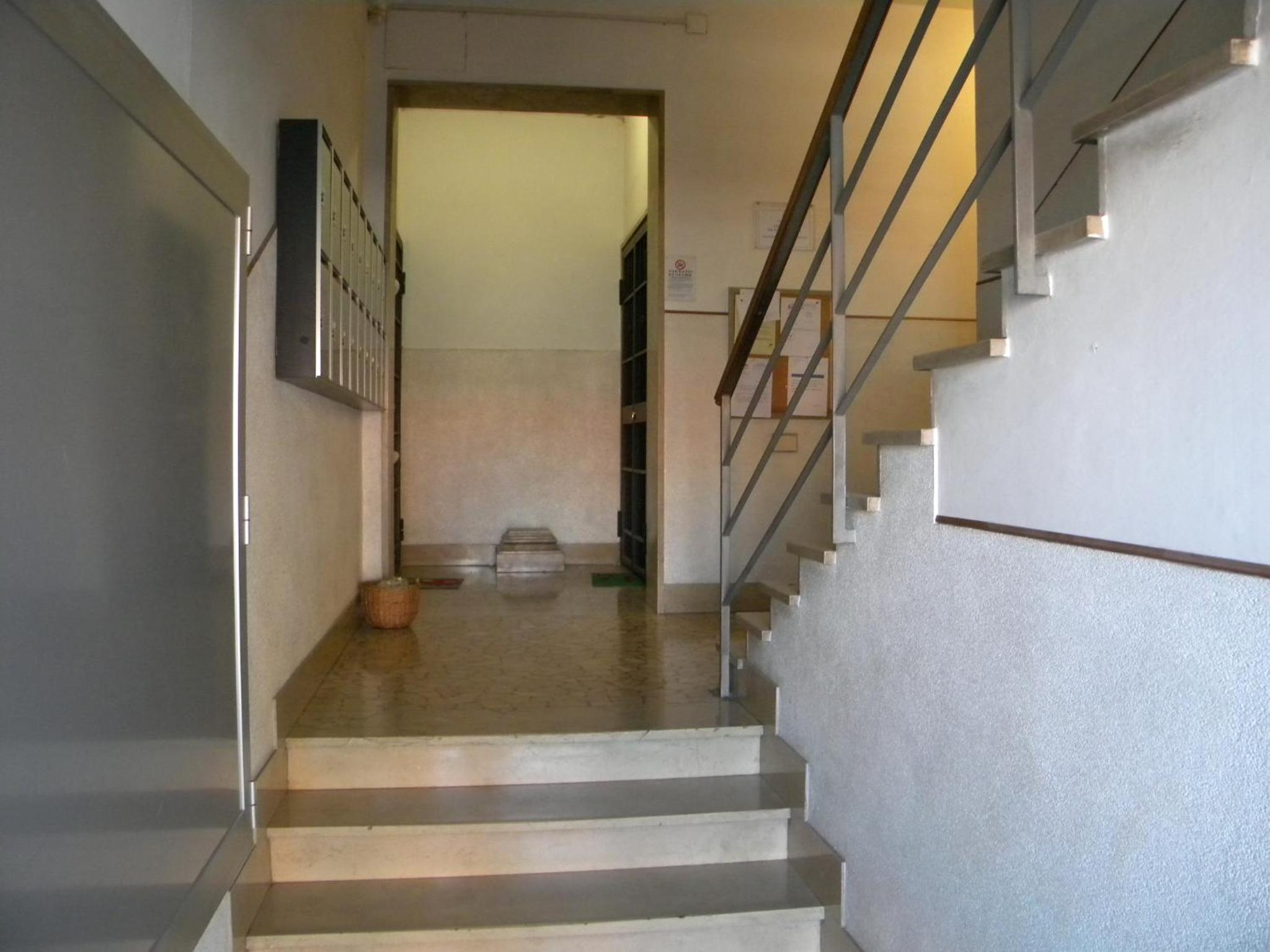 Double Room with Private Bathroom - Photo 11