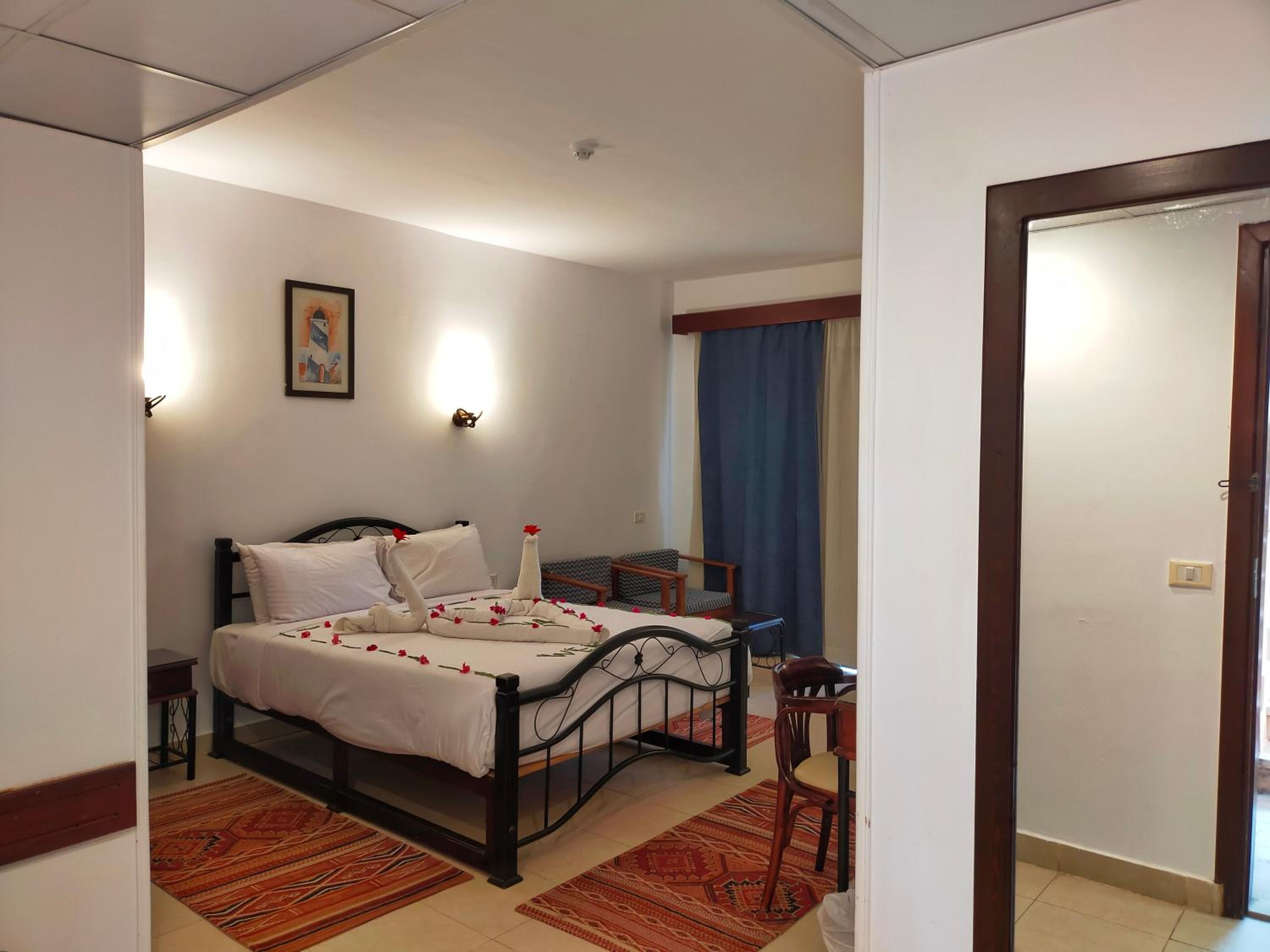 Superior Queen Room - Photo 9
