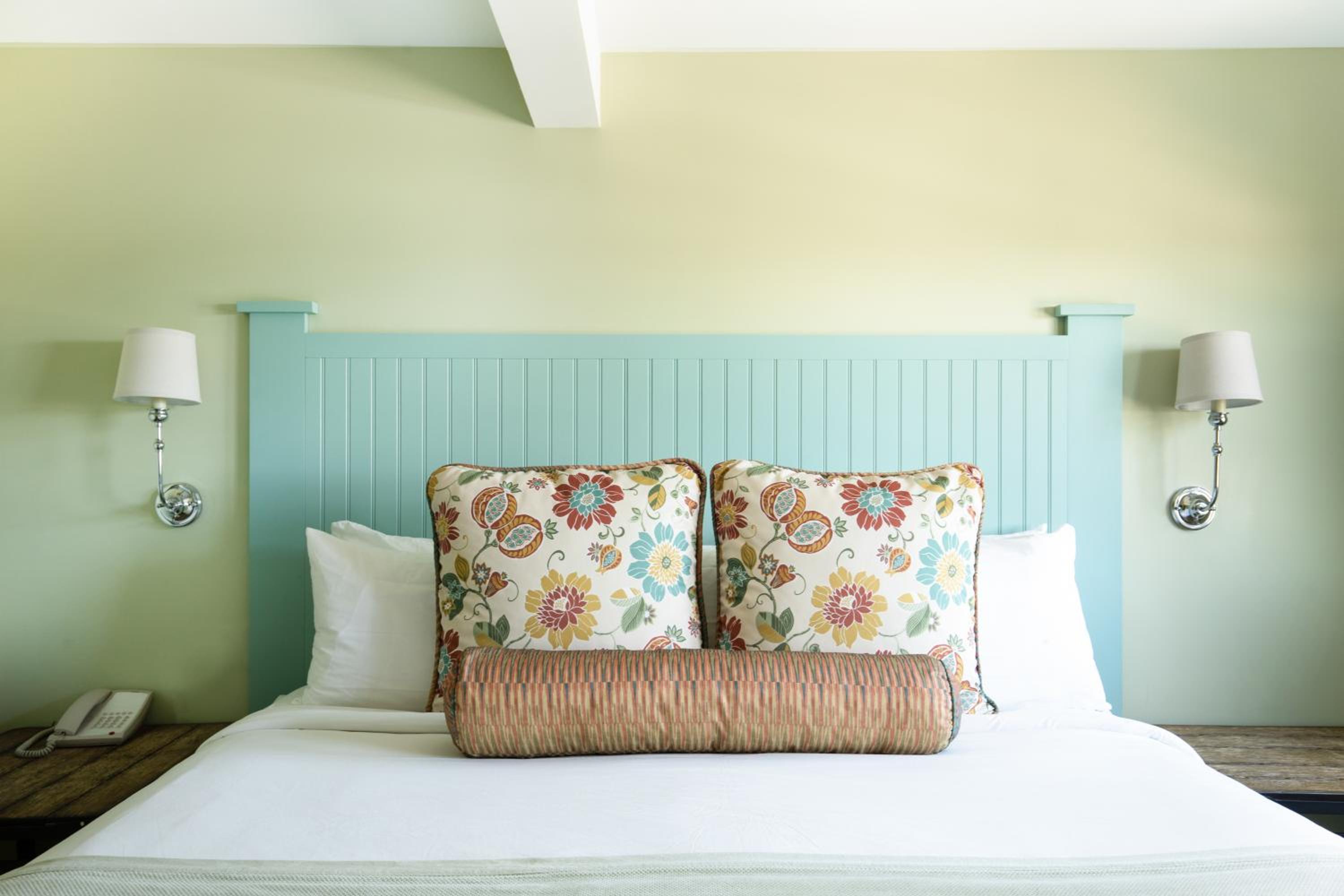 Deluxe King Room photo 3
