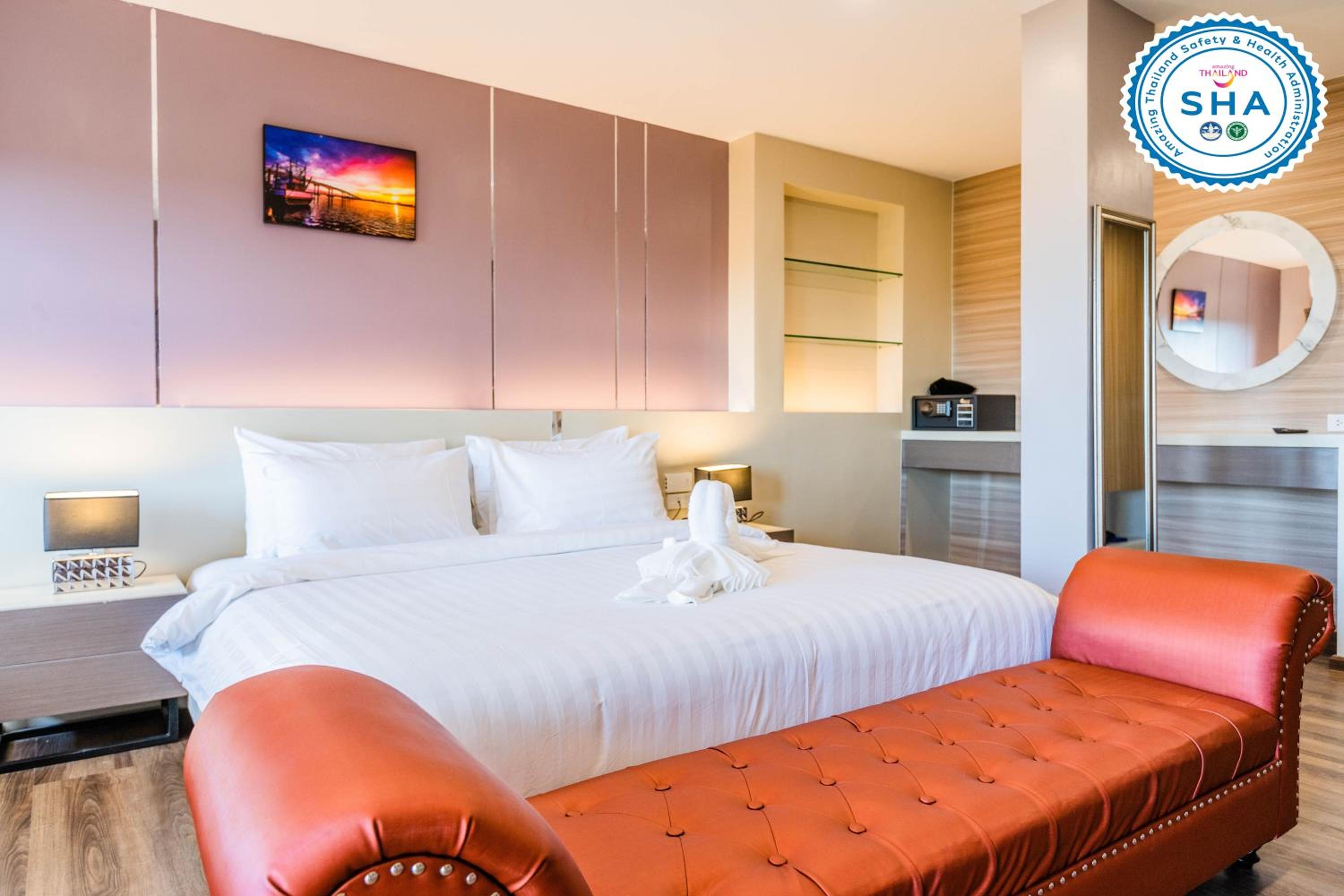 King Room with Lake View