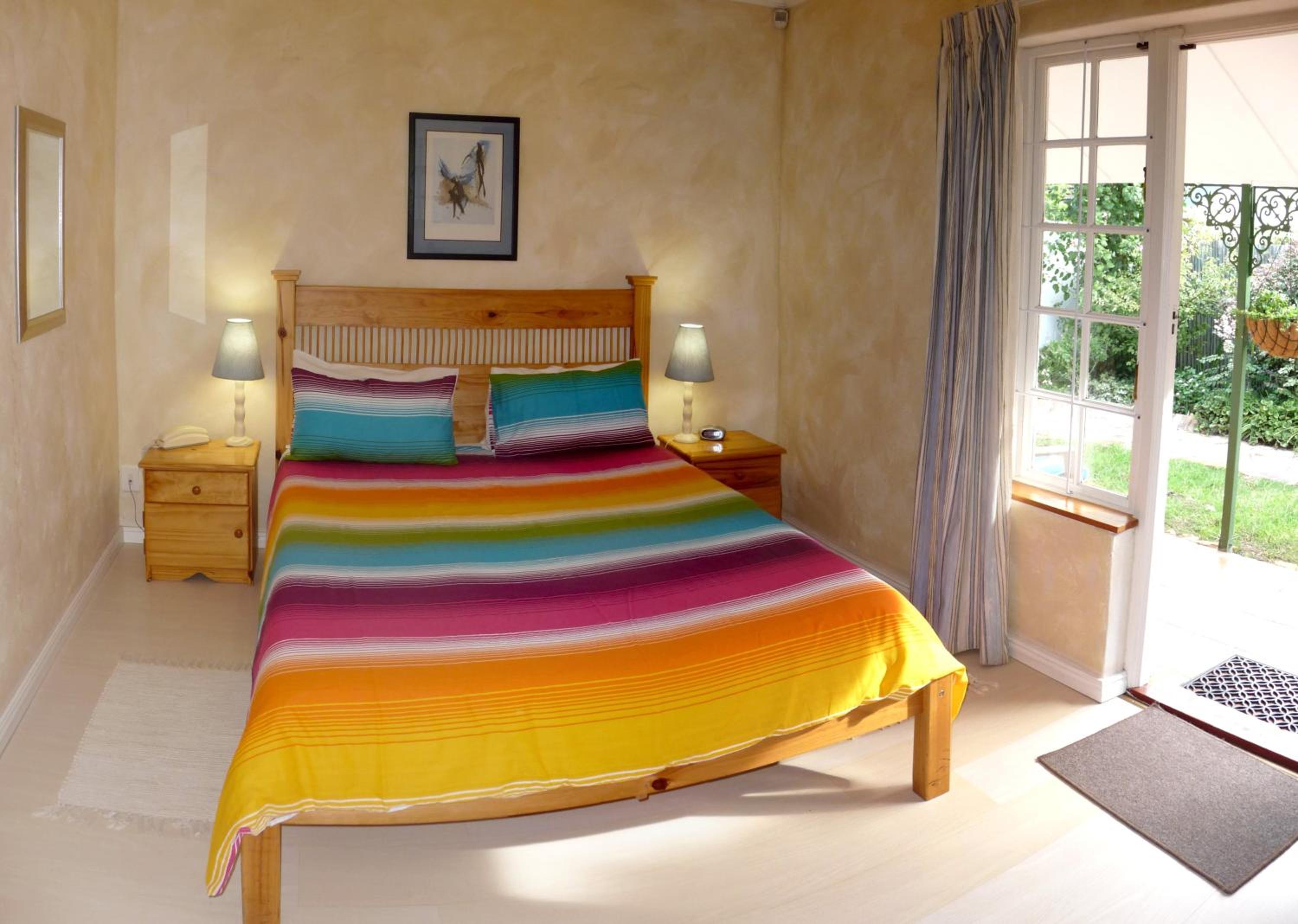 Queen Room with Garden View